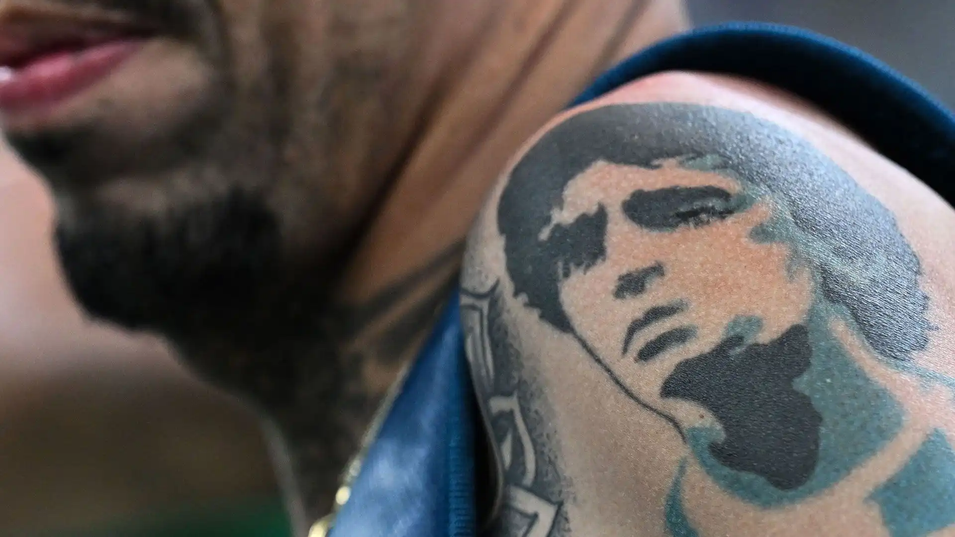 Un calciatore tatuato sulla pelle e nei cuori di tutti gli argentini