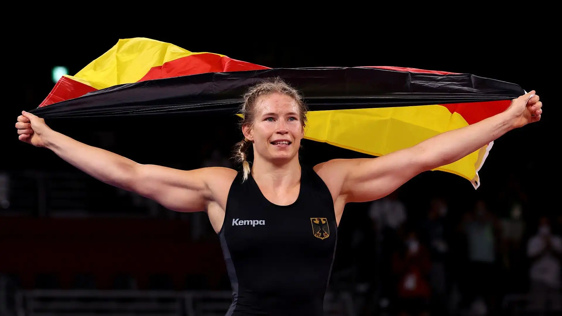 Aline Focken: muscoli e bellezza. Le foto dell'ex lottatrice tedesca