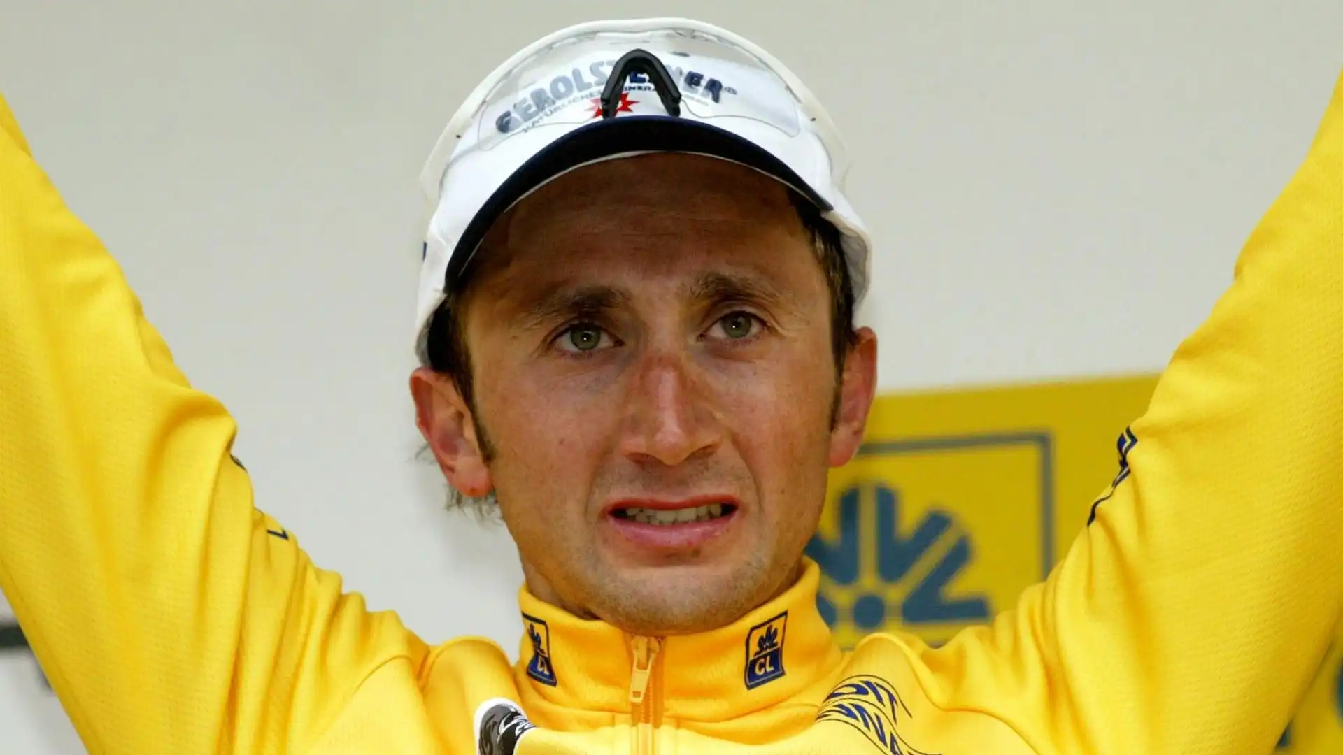Ha trionfato nell'edizione 2004 della Liegi-Bastogne-Liegi