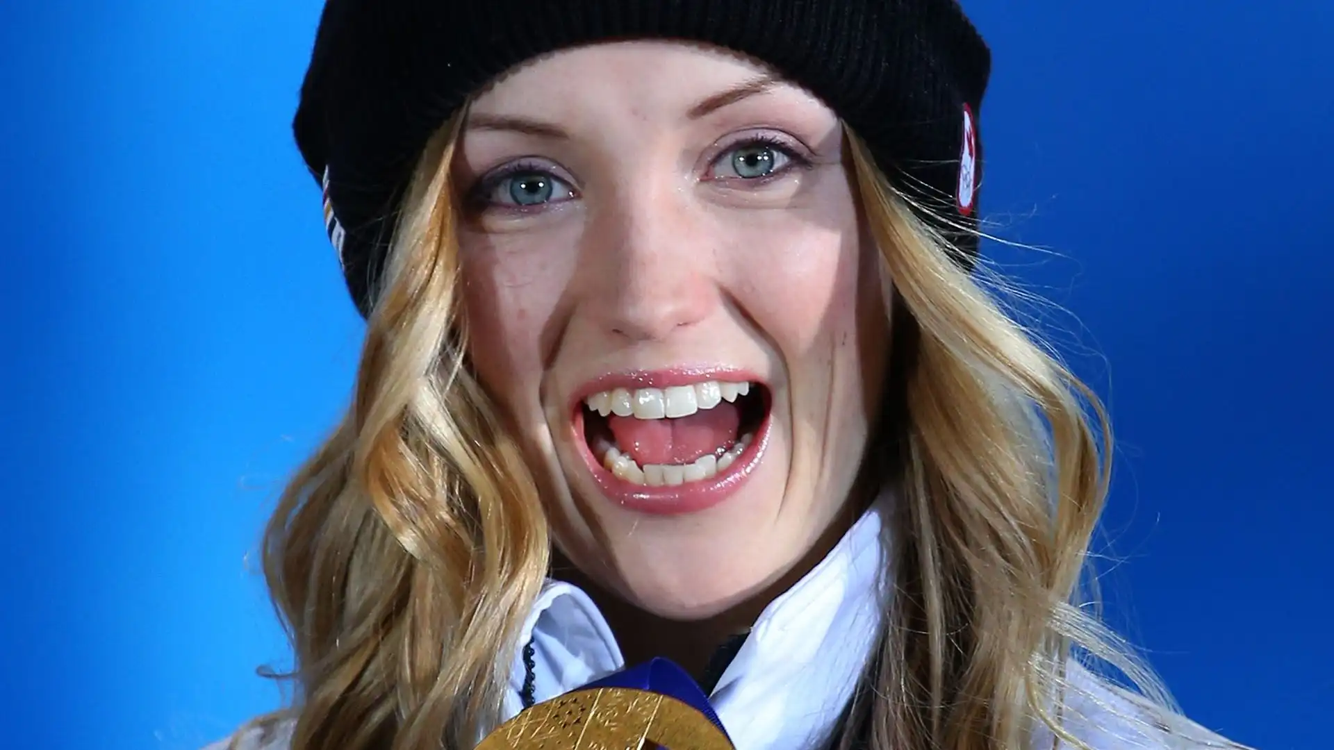 Justine ha vinto due medaglie olimpiche: 1 oro a Soci nel 2014 e 1 argento a Pyeongchang 2018.È la sorella minore di Maxime e Chloé Dufour-Lapointe, a loro volta sciatrici freestyle di alto livello.
