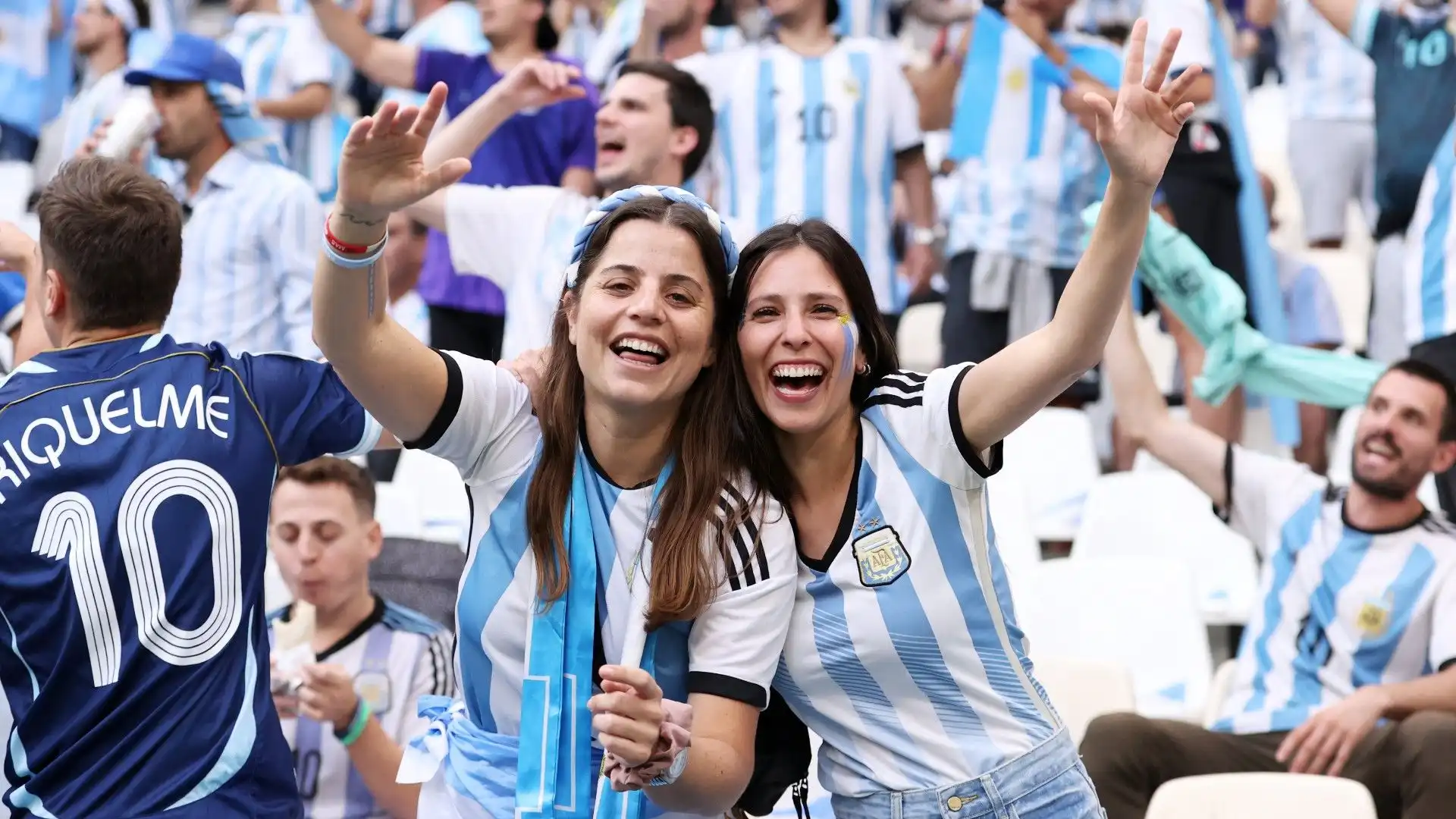 Due tifose argentine