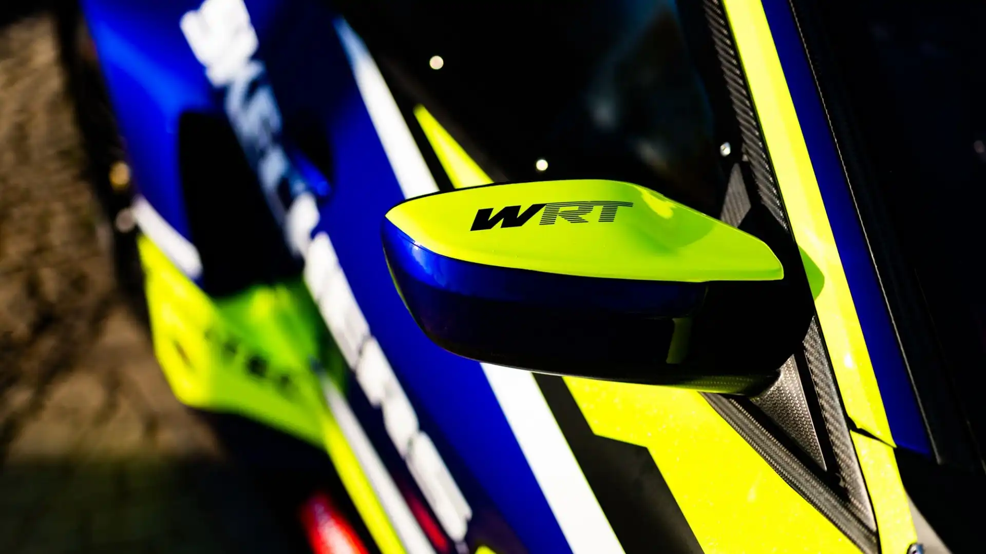 Valentino Rossi non guiderà più l'Audi, ma una BMW M4 GT3, presentata negli scorsi giorni dal team WRT (Photo Credits: Brecht Decancq)