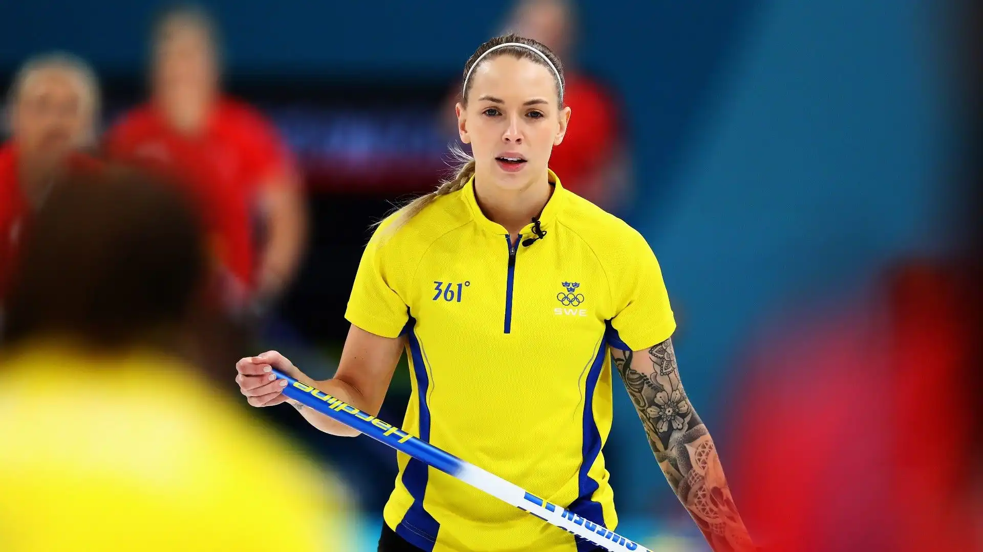 Sofia Mabergs, le foto dell'atleta svedese super tatuata