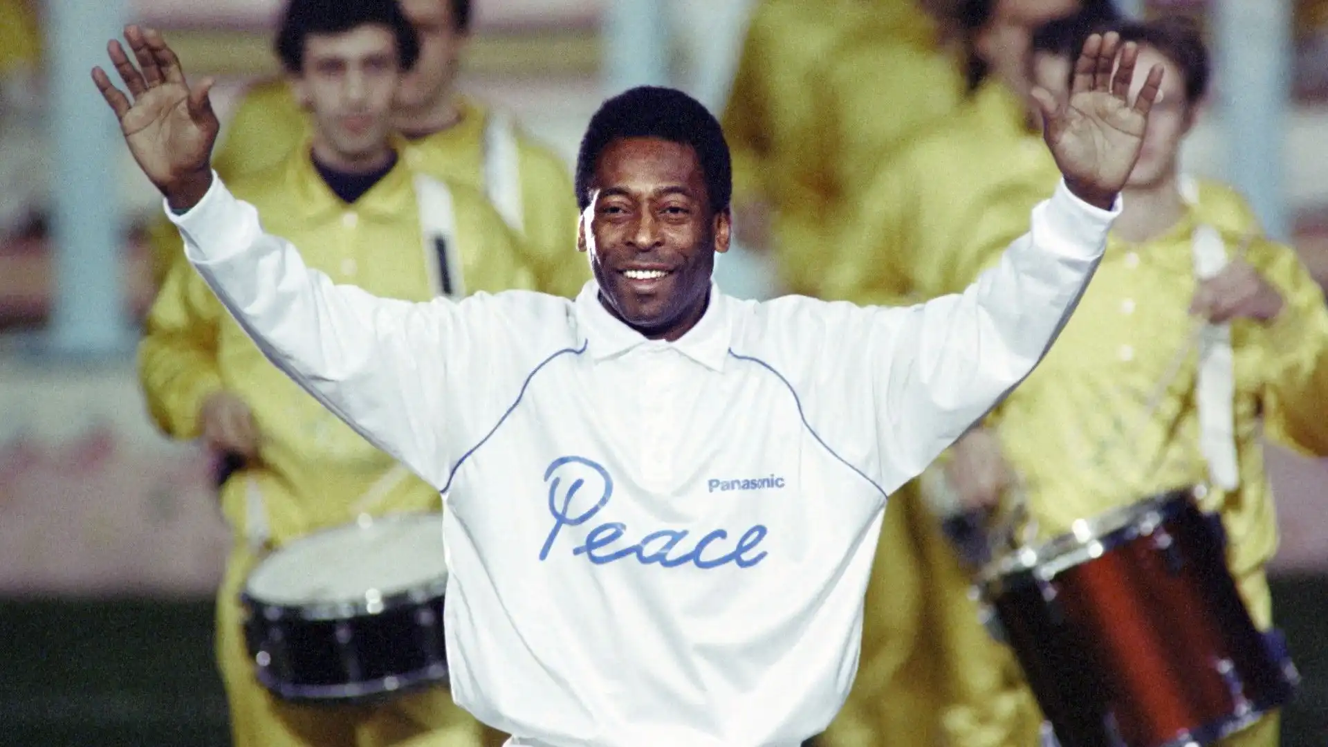 Pelé ha rappresentato per tutta la vita non solo il calcio ma anche tante battaglie per l'ambiente e contro le discriminazioni
