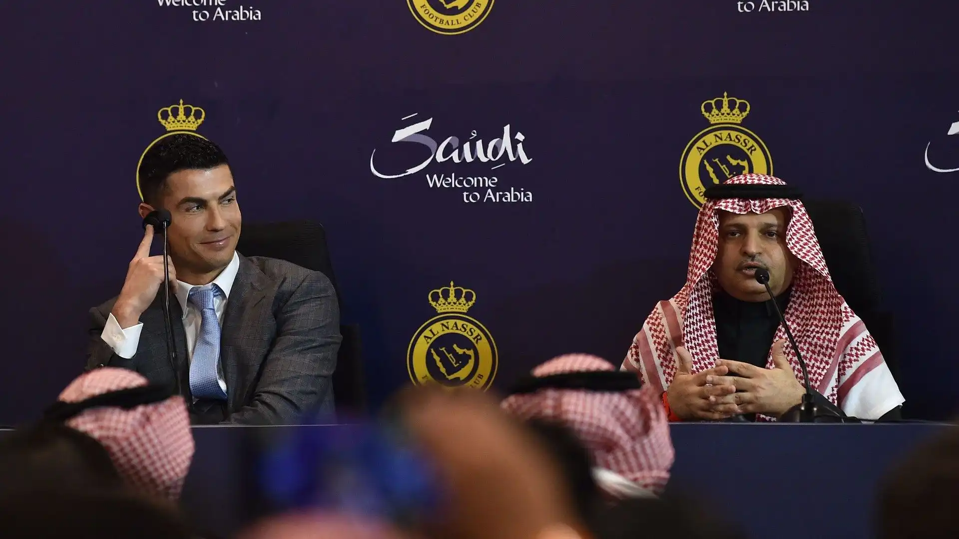Ecco Cristiano Ronaldo e il presidente dell'Al Nassr Musalli Al-Muammar