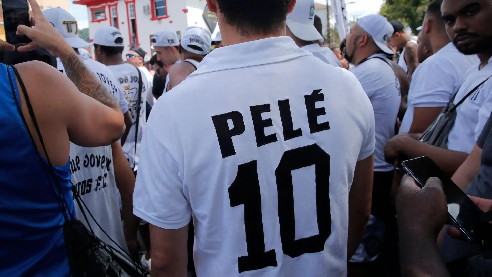 Tutto il Brasile piange la morte di Pelé