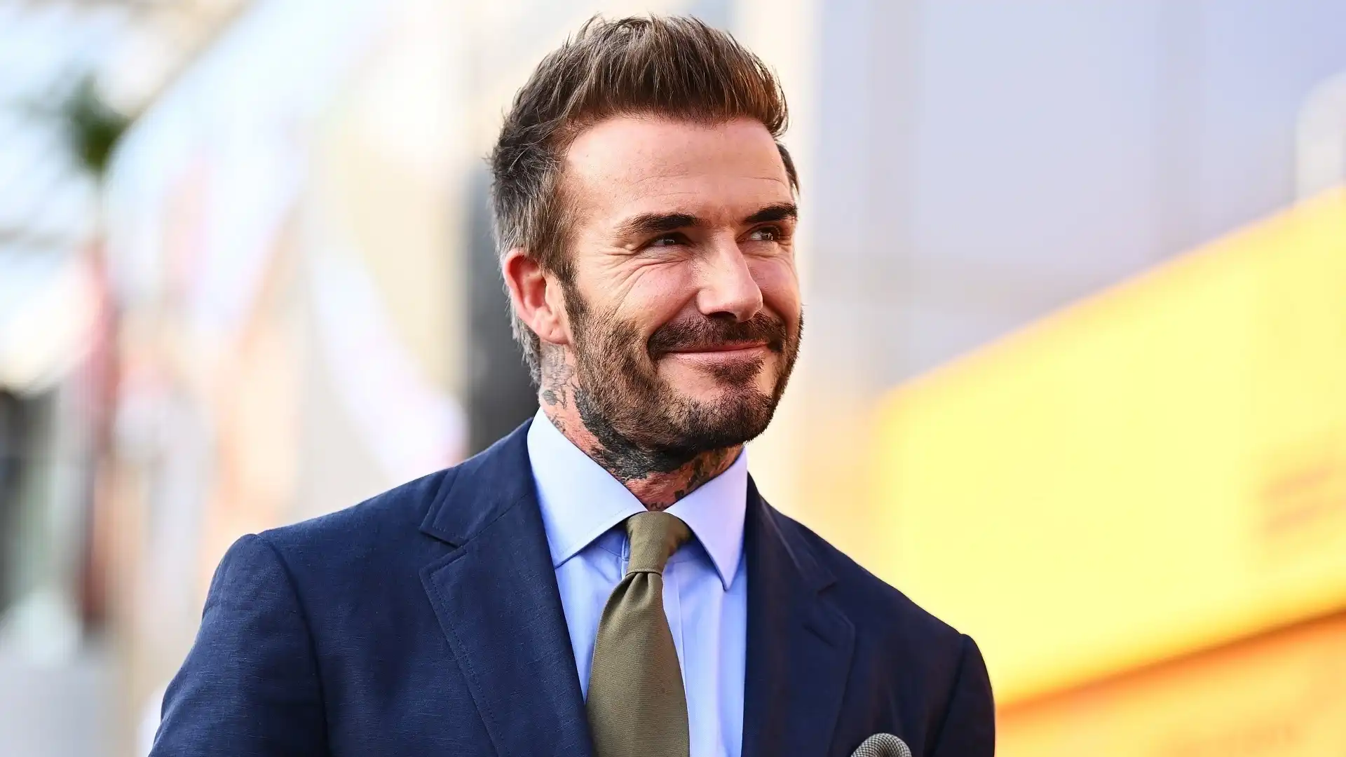 David Beckham (Inghilterra): patrimonio complessivo 400 milioni di dollari. Giocatore popolarissimo tra gli anni '90 e 2000, il suo patrimonio è esploso dopo il trasferimento negli Stati Uniti. Ha fondato l'Inter Miami