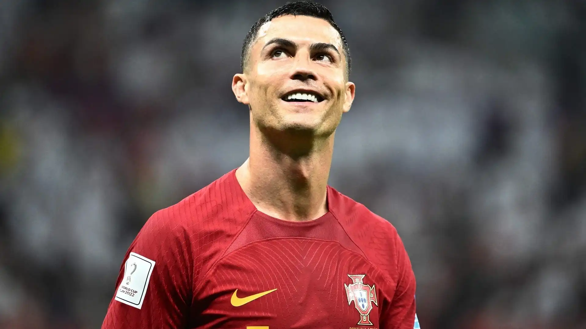 Cristiano Ronaldo (Portogallo): patrimonio complessivo 600 milioni di dollari. Uno dei giocatori che ha segnato gli ultimi vent'anni di calcio, CR7 ha il record di gol segnati in partite ufficiali. Ora gioca in Arabia Saudita