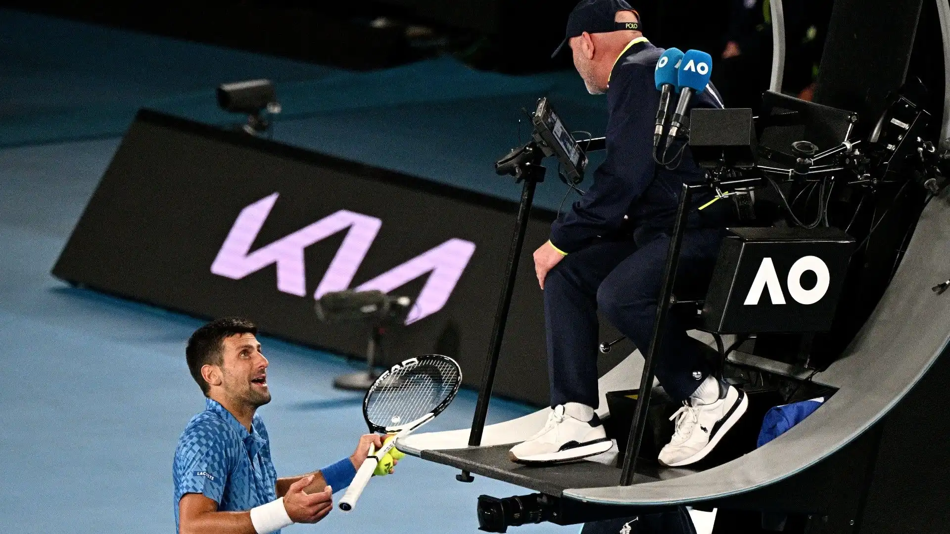 Caos in Australia: Novak Djokovic furioso. Le foto