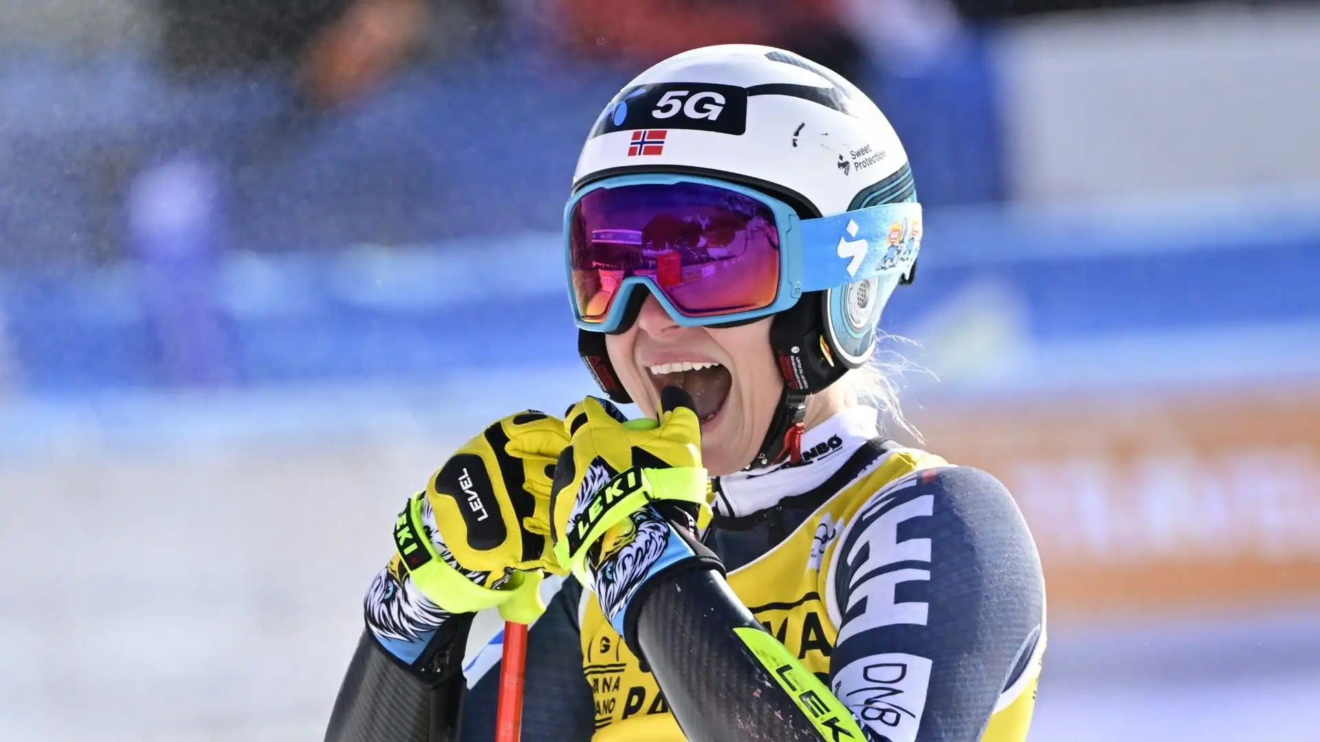La sciatrice norvegese ha trionfato a Cortina nella gara valida per la Coppa del mondo