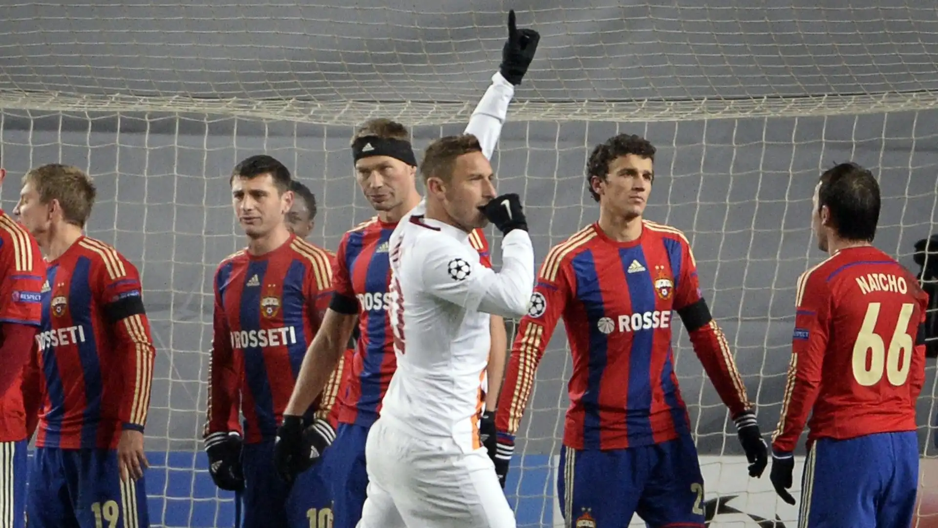 La partita terminò con il risultato di 1-1: al gol di Francesco Totti rispose nei minuti di recupero Vasilij Berezuckij