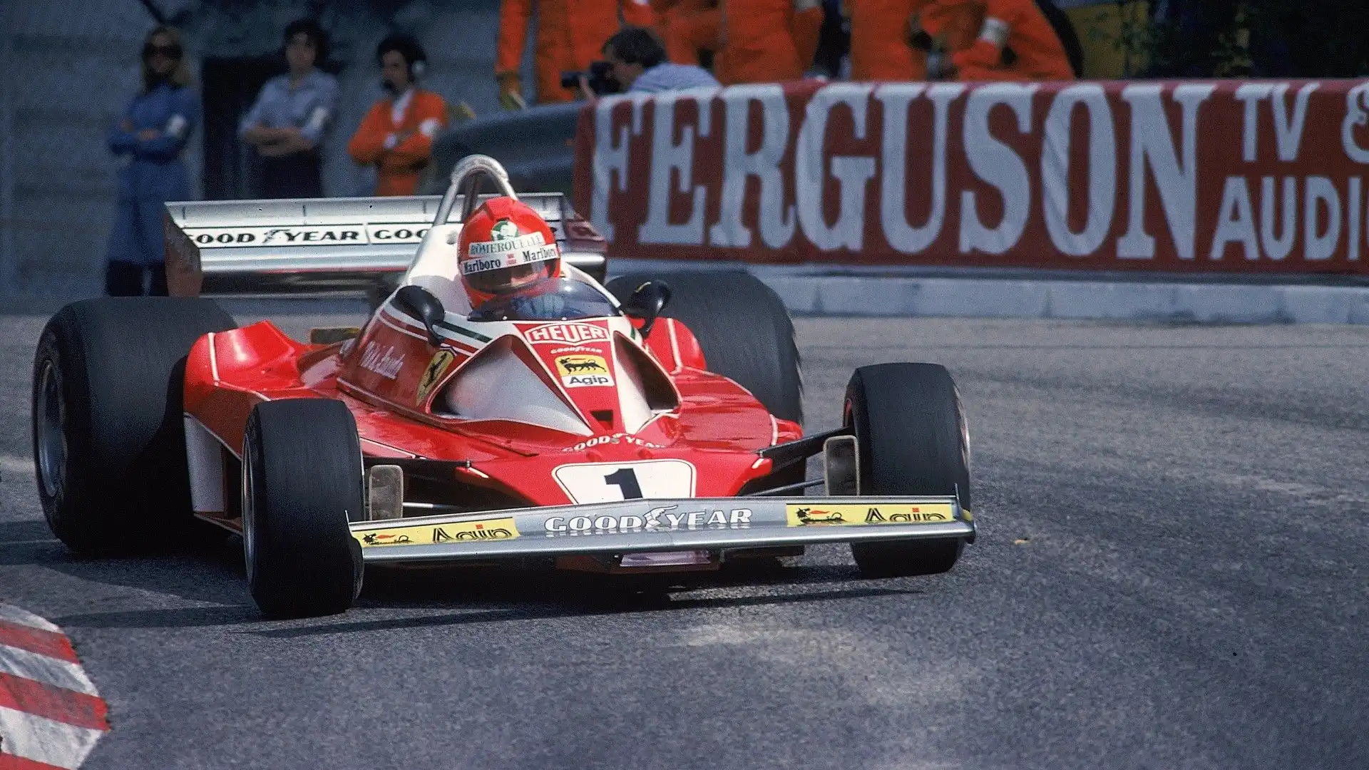 9- Niki Lauda 24