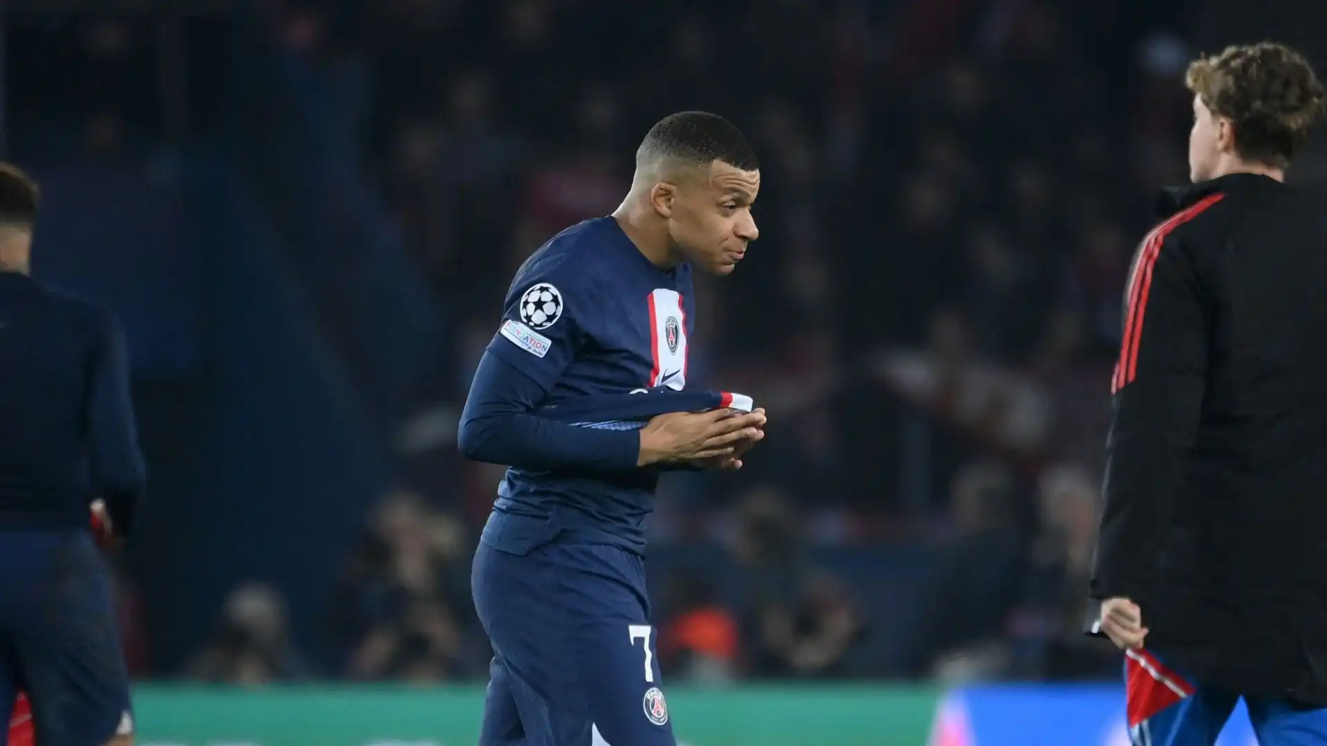 Mbappé, entrato nel secondo tempo, era andato a segno ma si è visto annullare il suo gol