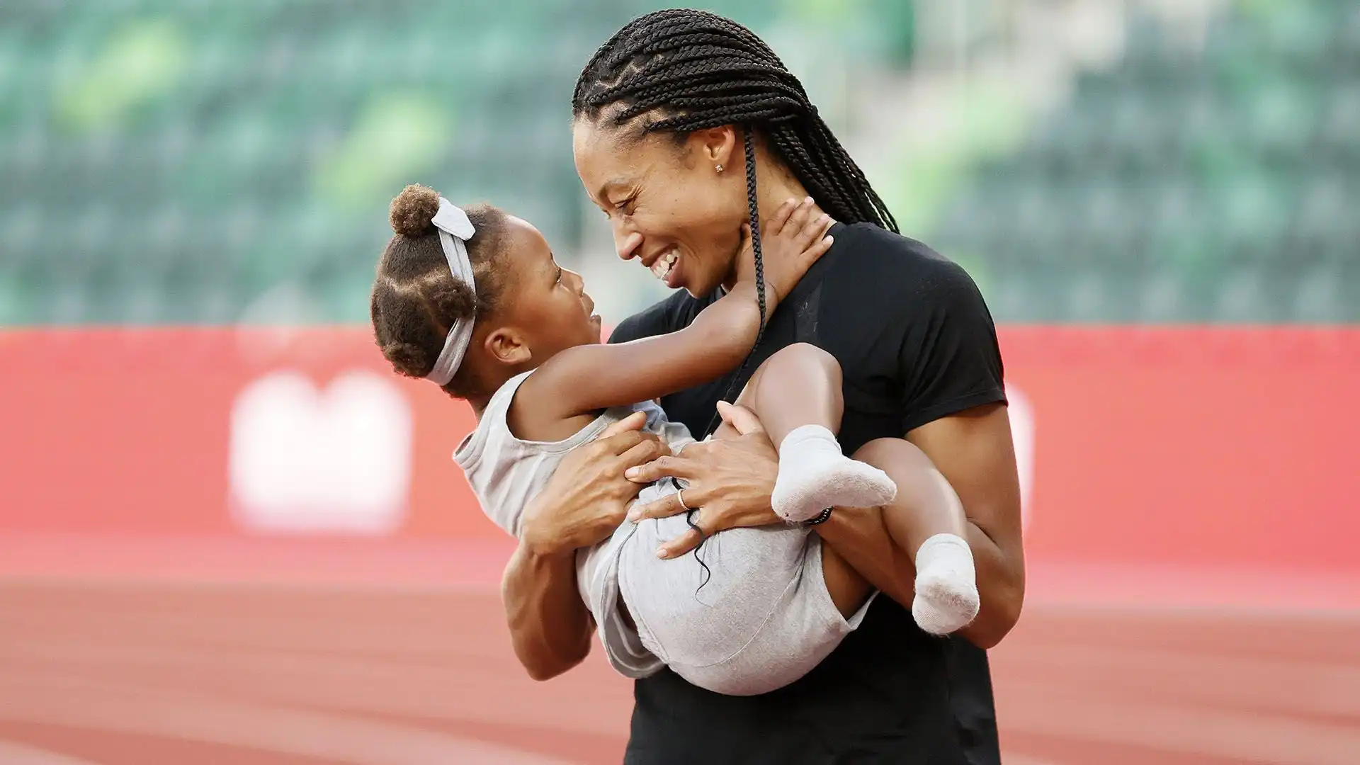 Nel 2019, Allyson Felix è diventata la prima madre a vincere una medaglia d'oro ai Campionati mondiali di atletica leggera
