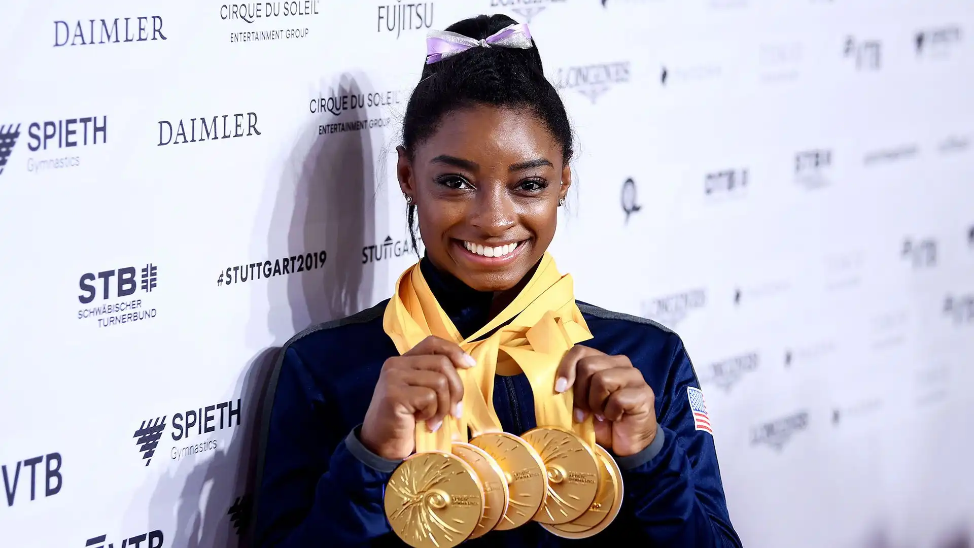 Ha rappresentato gli Stati Uniti ai Giochi Olimpici di Rio de Janeiro nel 2016, vincendo 4 medaglie d'oro e 1 di bronzo.