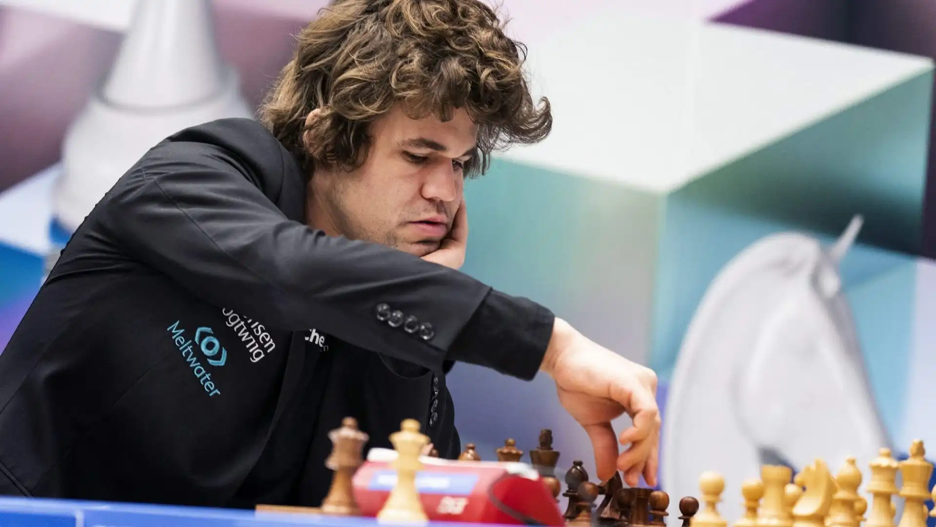 Magnus Carlsen (Norvegia): patrimonio netto stimato 30 milioni di dollari. E' considerato uno dei più grandi di sempre. Campione del mondo dal 2013 al 2023