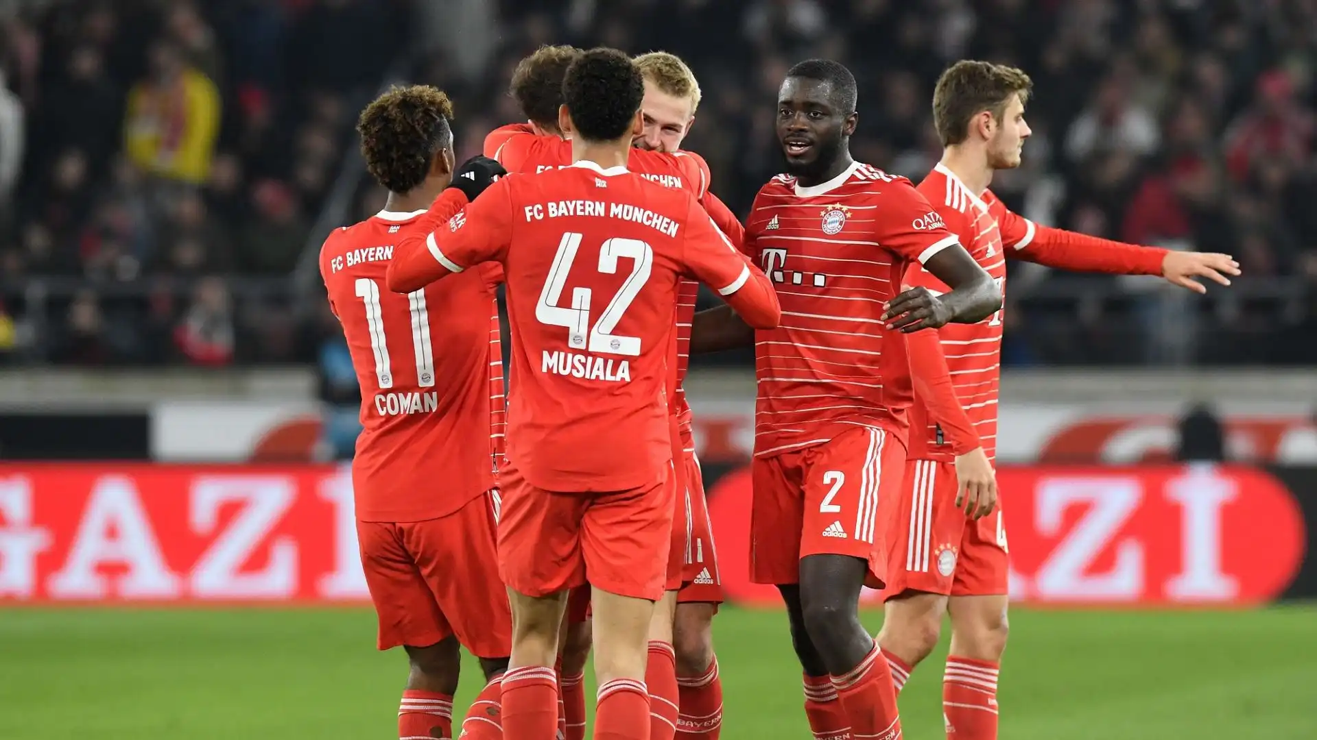 Grazie a questo risultato, il Bayern resta in testa alla classifica insieme al Borussia Dortmund