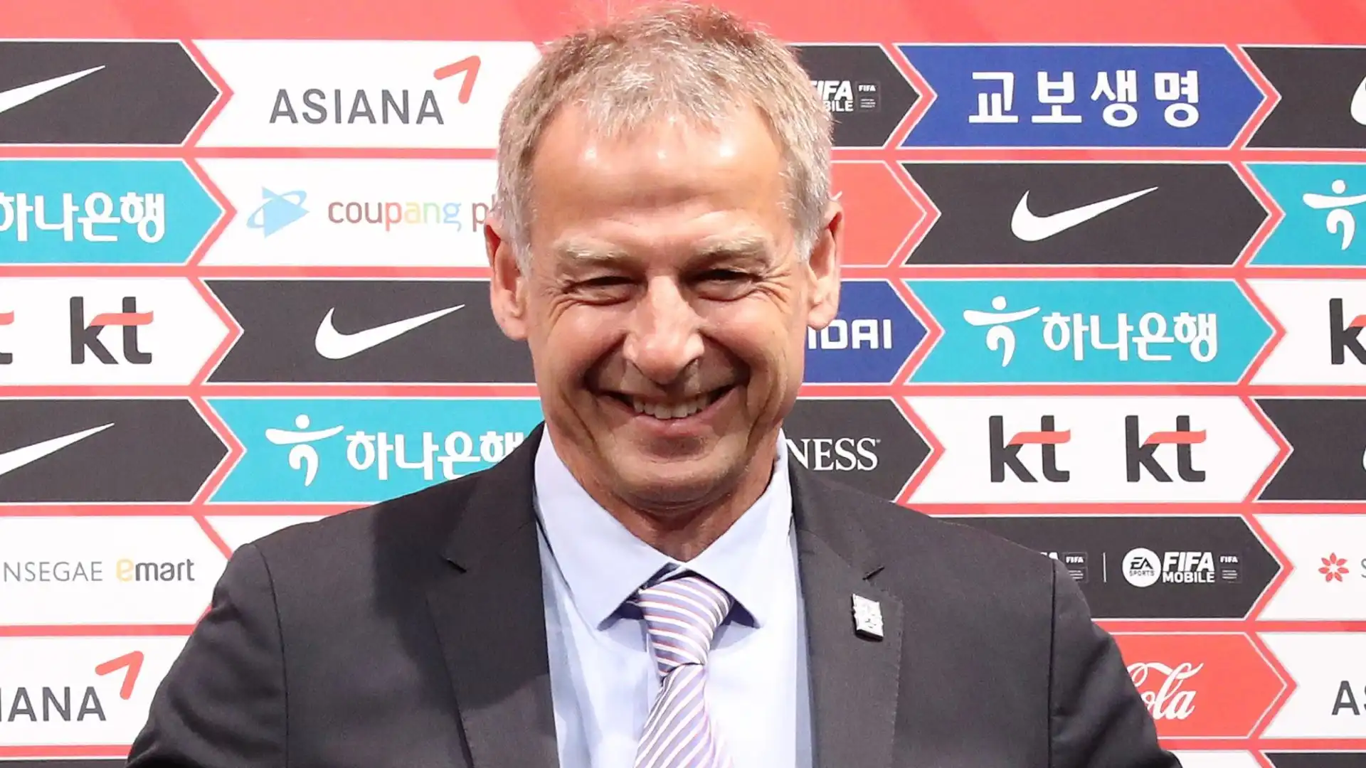 Klinsmann ha mandato subito un messaggio alla stella Son Heung-min: "Spero che con me tornerà a sorridere"