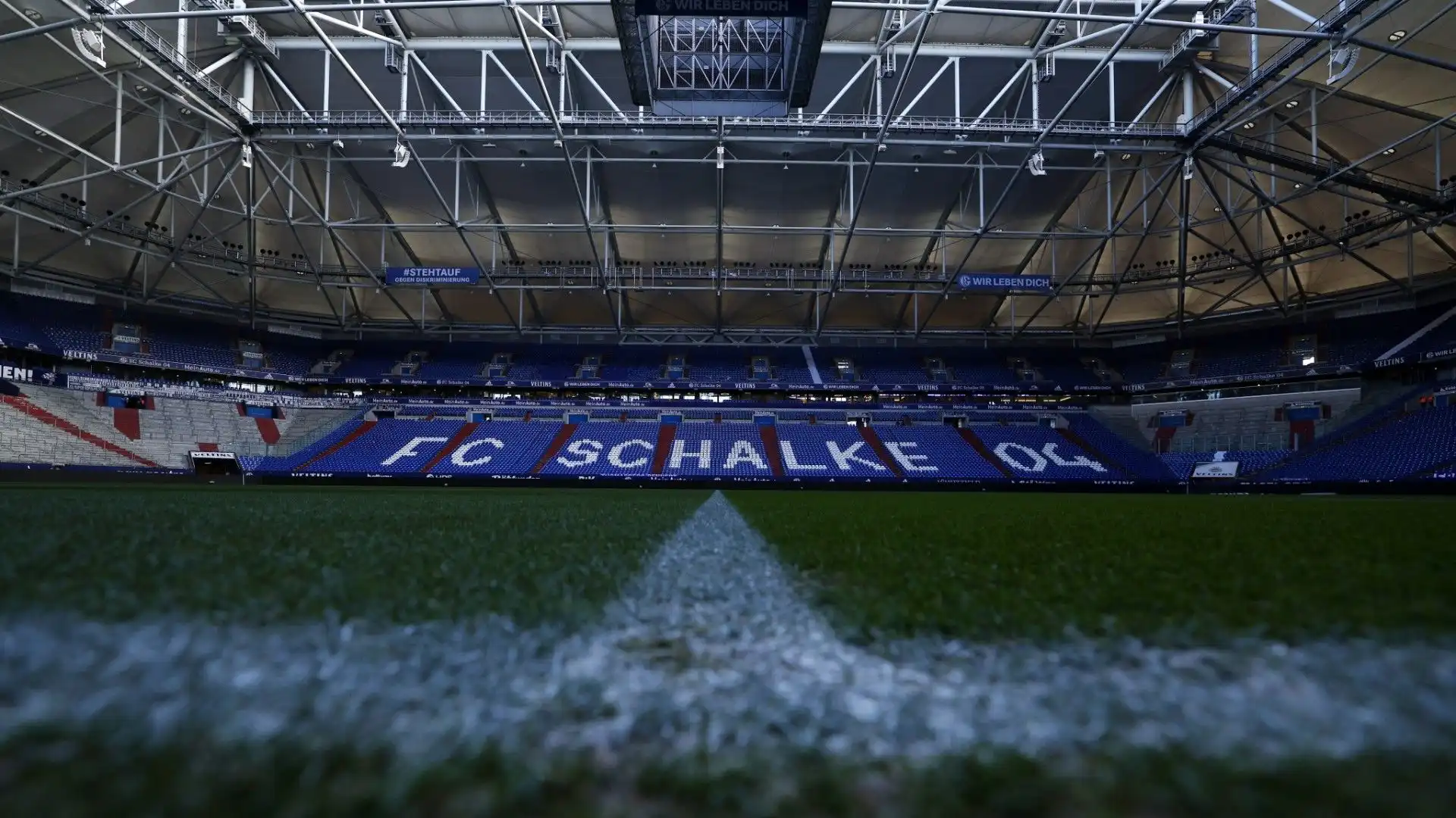 Lo Schalke da qualche anno ha diversi problemi