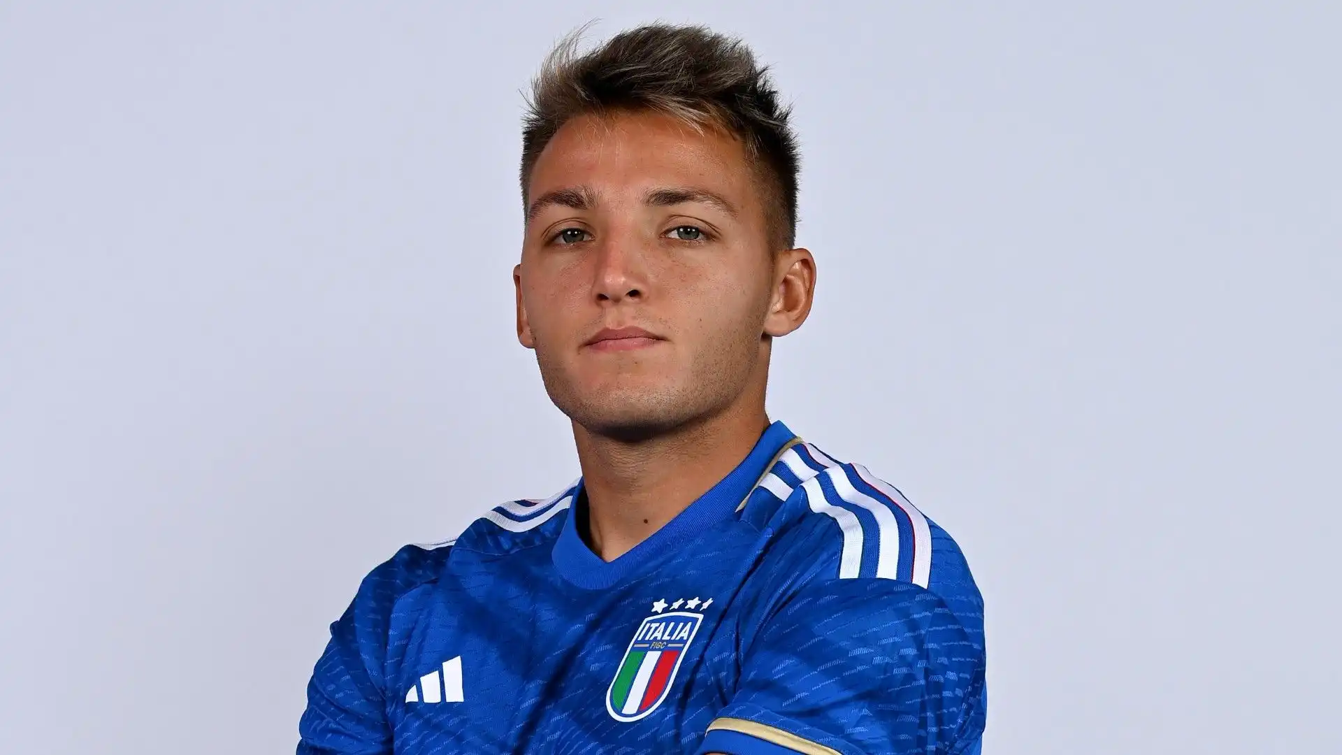 Grande curiosità per il nuovo attaccante dell'Italia: le foto