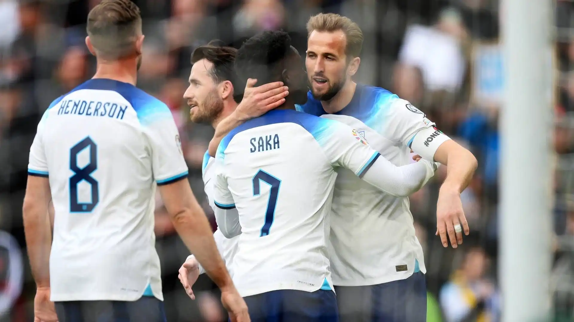 L'Inghilterra batte 2-0 l'Ucraina grazie ai gol di Kane e Saka
