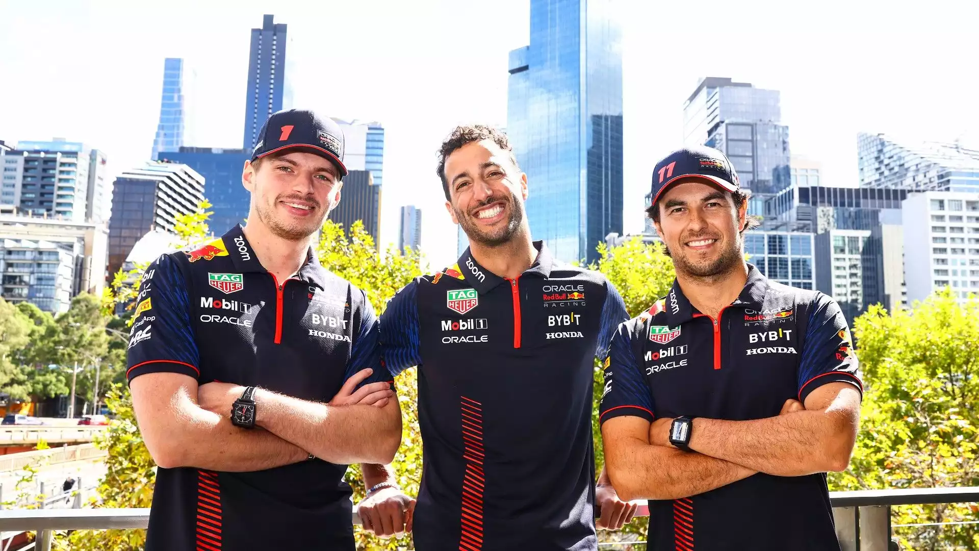 Max Verstappen, Daniel Ricciardo e Sergio Pérez: una bellissima fotografia