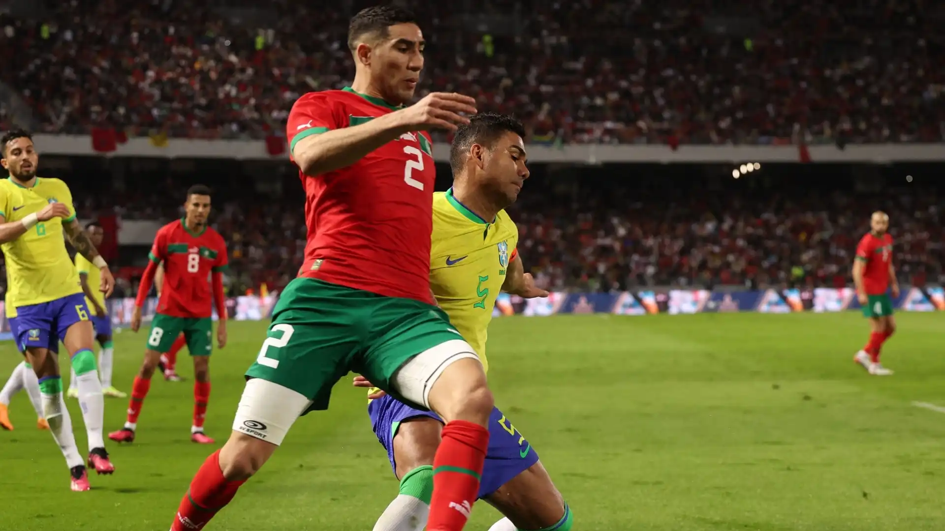 5) Achraf Hakimi (difensore, Marocco/Paris Saint-Germain): 70 milioni di euro