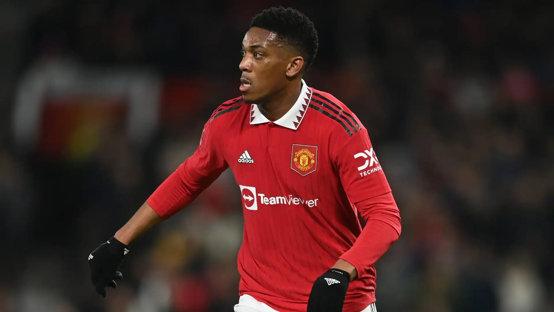 Martial firmerà per tre stagioni