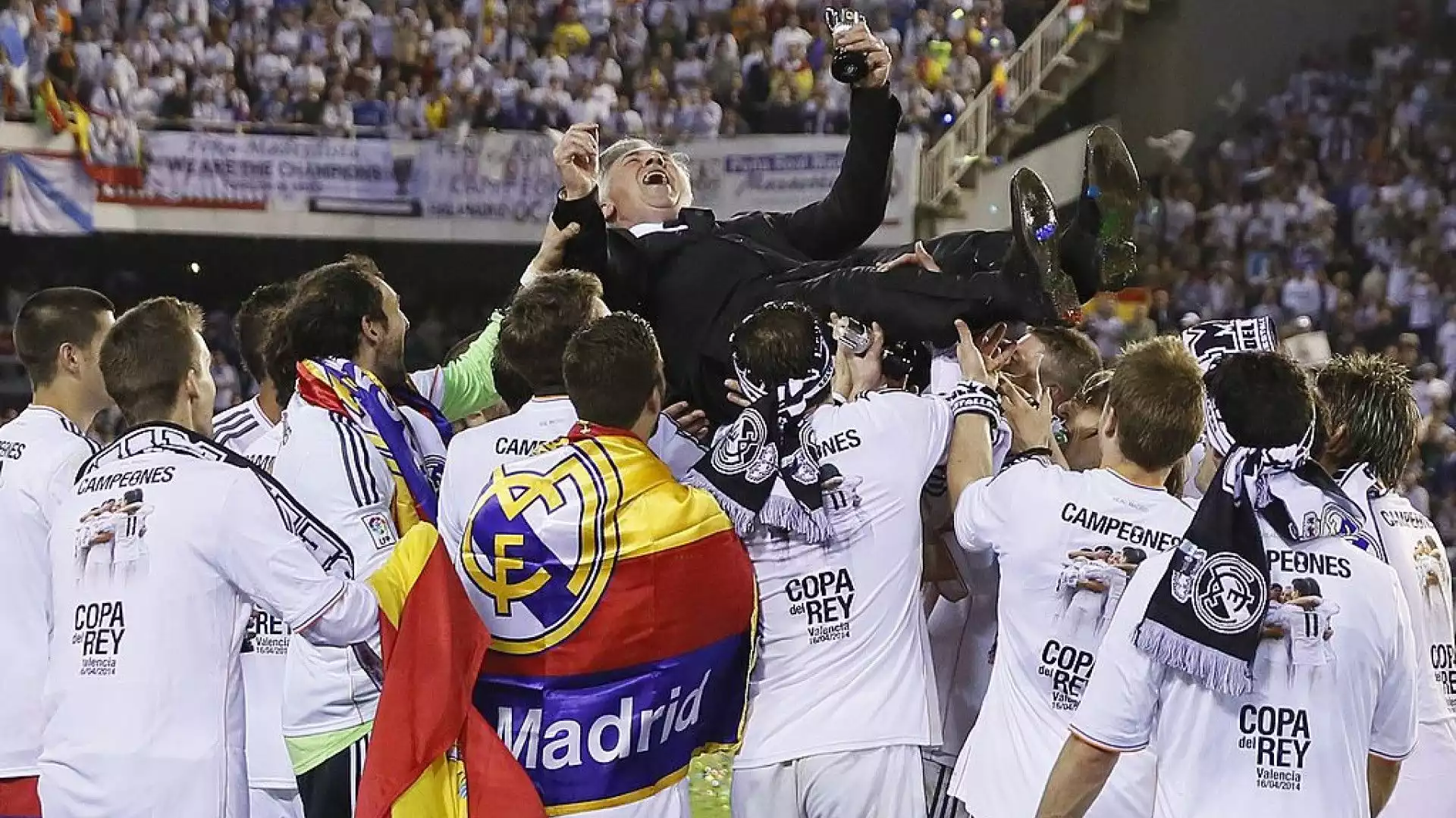 Nella stagione 2013-2014 ha conquistato la Copa del Rey con il Real Madrid