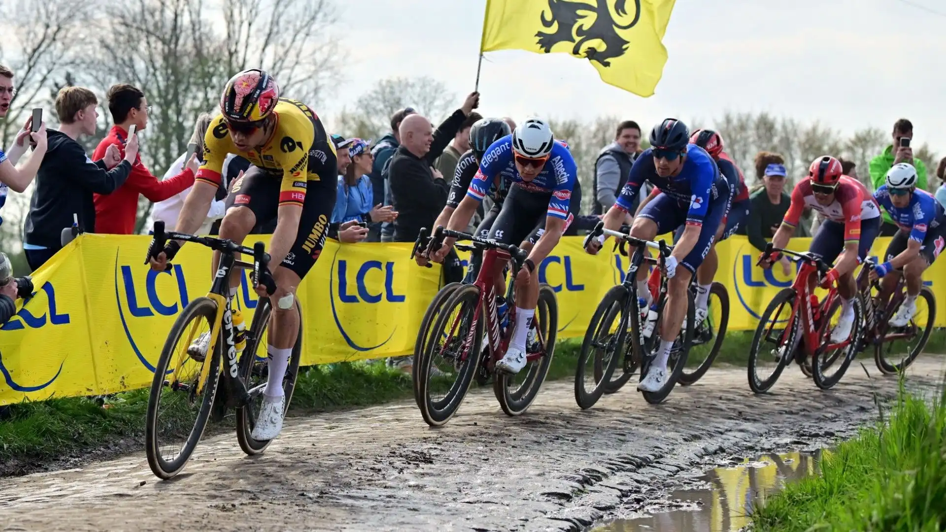 La Parigi-Roubaix 2023 è stata l'edizione numero 120 della competizione