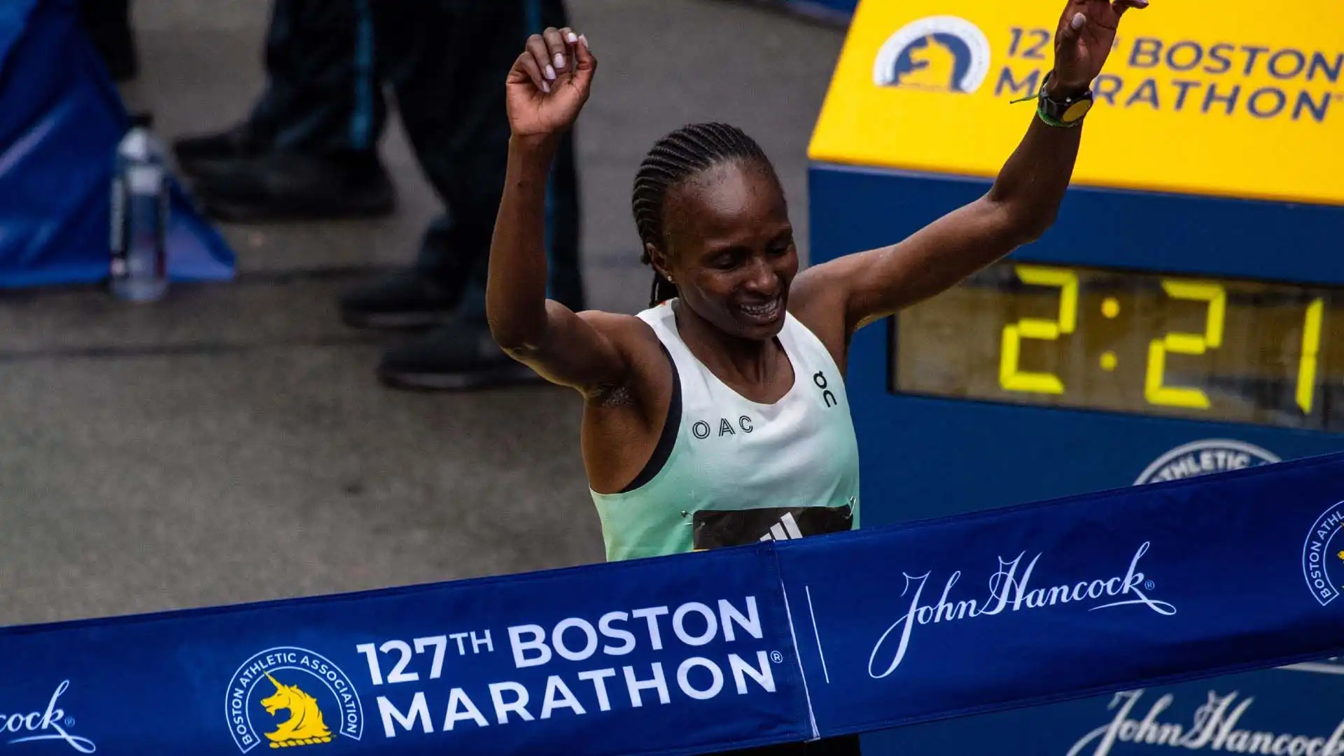 La fuoriclasse keniana ha vinto la Maratona di Boston