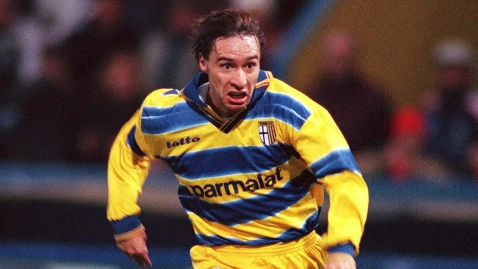 Enrico Chiesa. In carriera ha vestito tantissime maglie ma i maggiori successi li ha ottenuti con il Parma (1996-1999), club con cui ha vinto una Coppa Italia