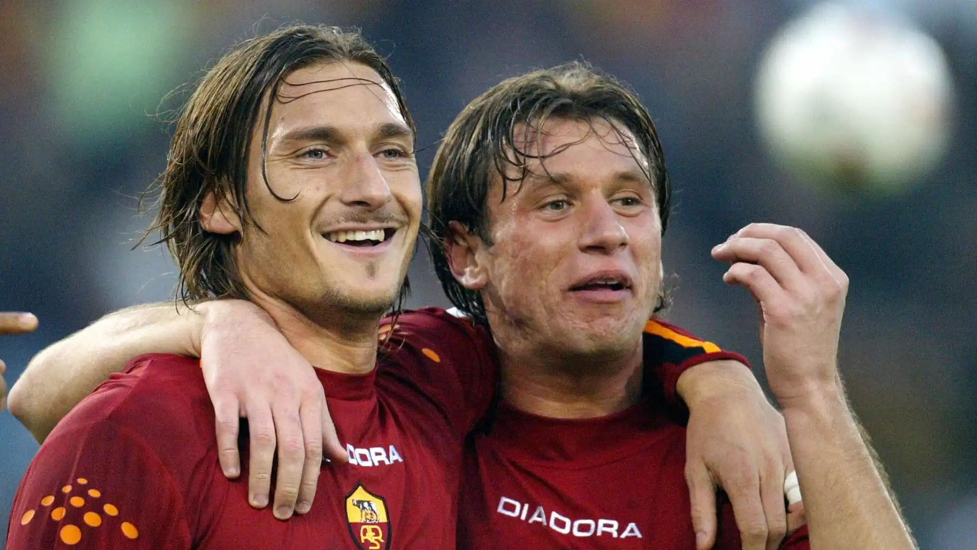 Tra i più grandi amici di Cassano c'è Francesco Totti: i due si sono conosciuti alla Roma ma l'amicizia è proseguita ed esiste ancora oggi