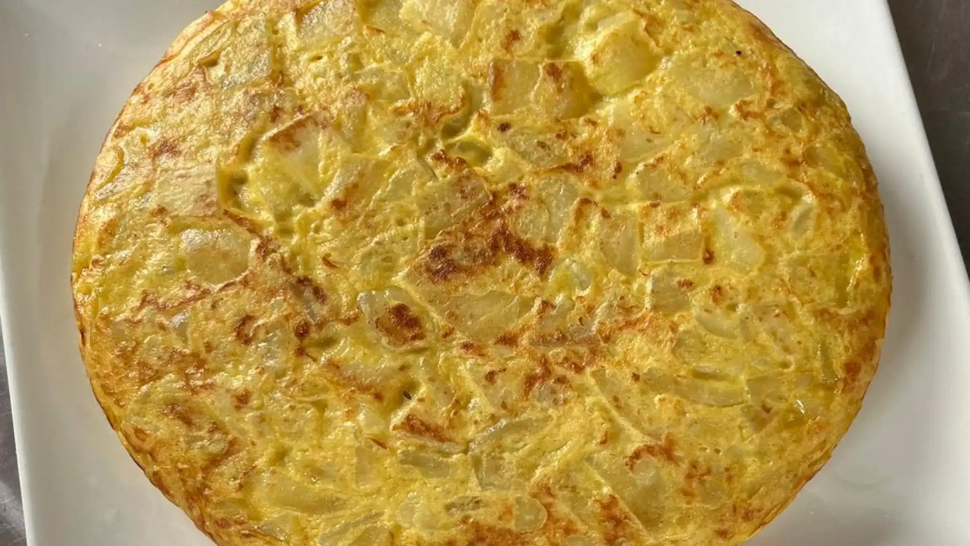 Tortilla: piatto completo e ipercalorico a base di patate e uovo