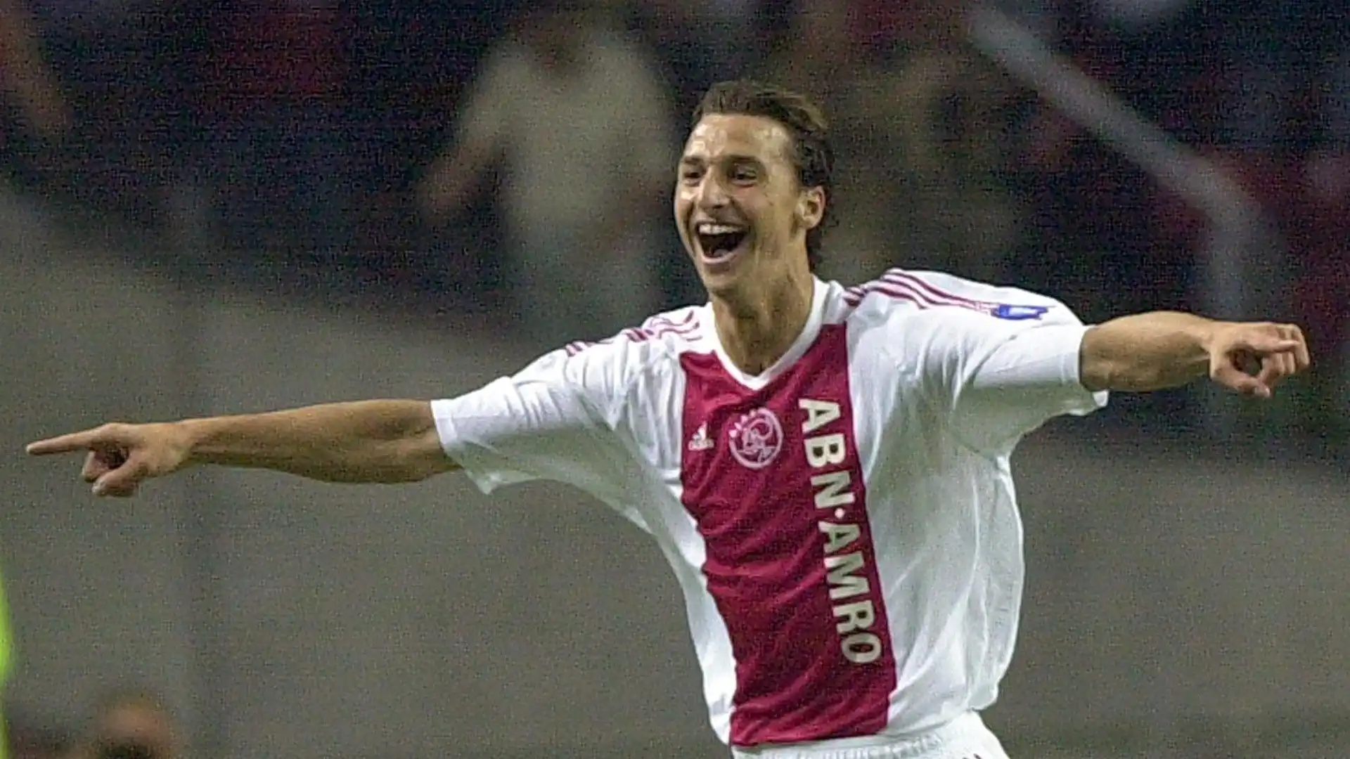 Ibra ha iniziato a giocare a calcio in Svezia, poi nell'estate del 2001 è approdato all'Ajax