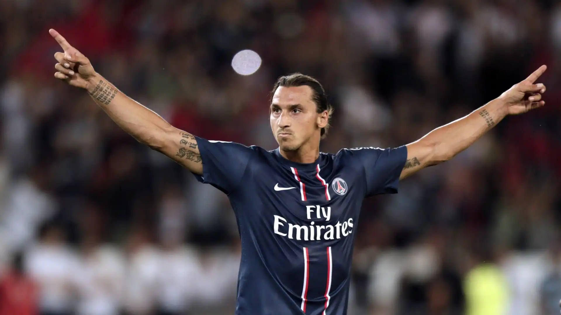 Il Paris Saint Germain ha ingaggiato Ibra a luglio 2012 pagandolo 21 milioni di euro. In Francia Zlatan ha vinto 4 campionati, 3 Supercoppe francesi, 2 Coppe di Francia e 3 Supercoppe di lega francese