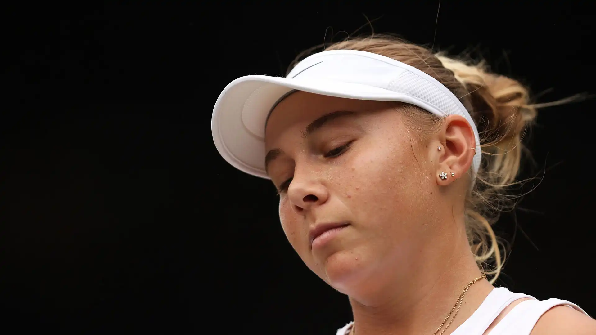 Ora la tennista prodigio, semifinalista al Roland Garros nel 2019 a soli 17 anni, è tornata
