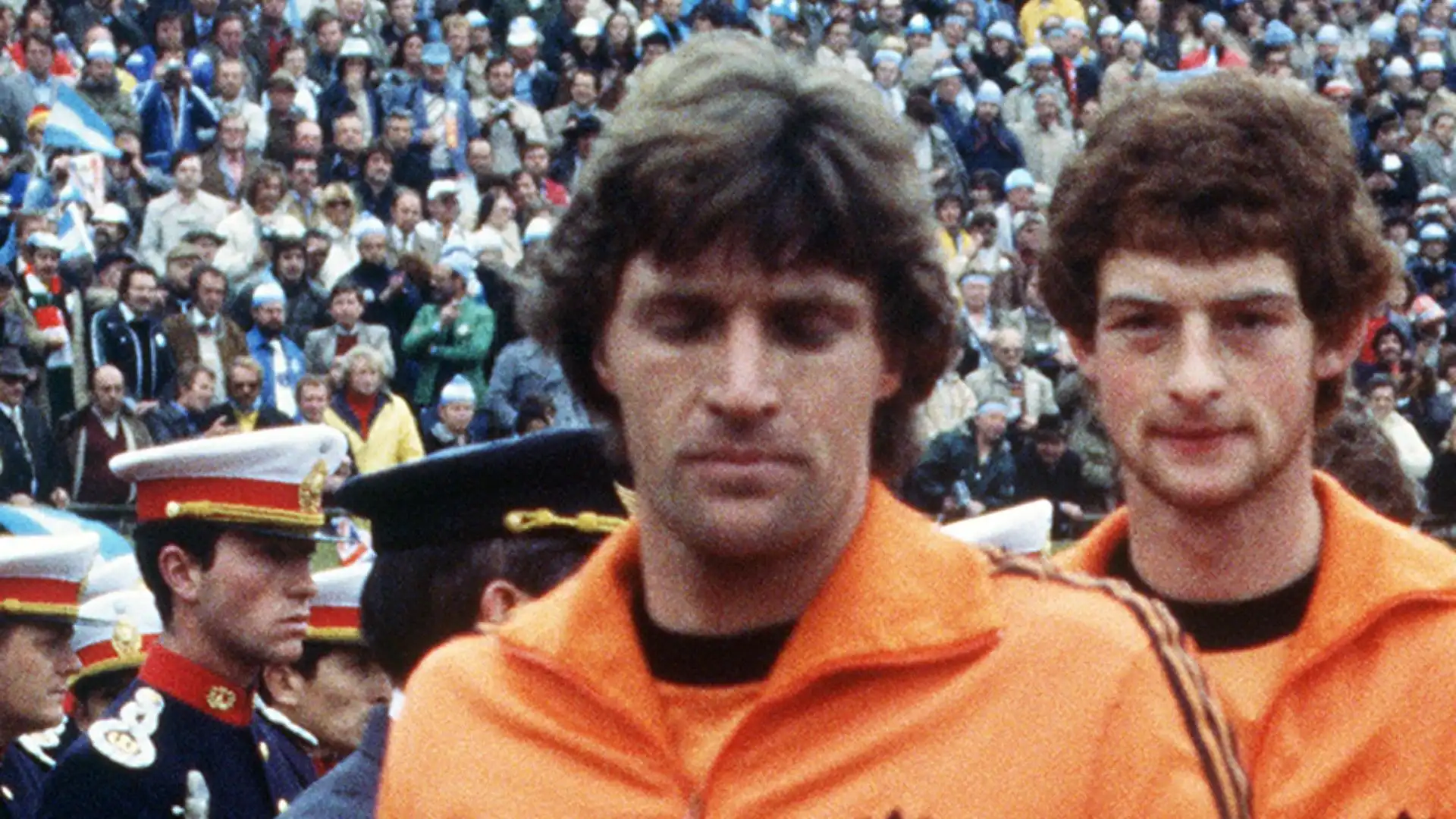 Ruud Krol - il difensore olandese ha vestito la maglia azzurra dal 1980 al 1984. Nel suo primo anno in Italia sfiorò lo scudetto