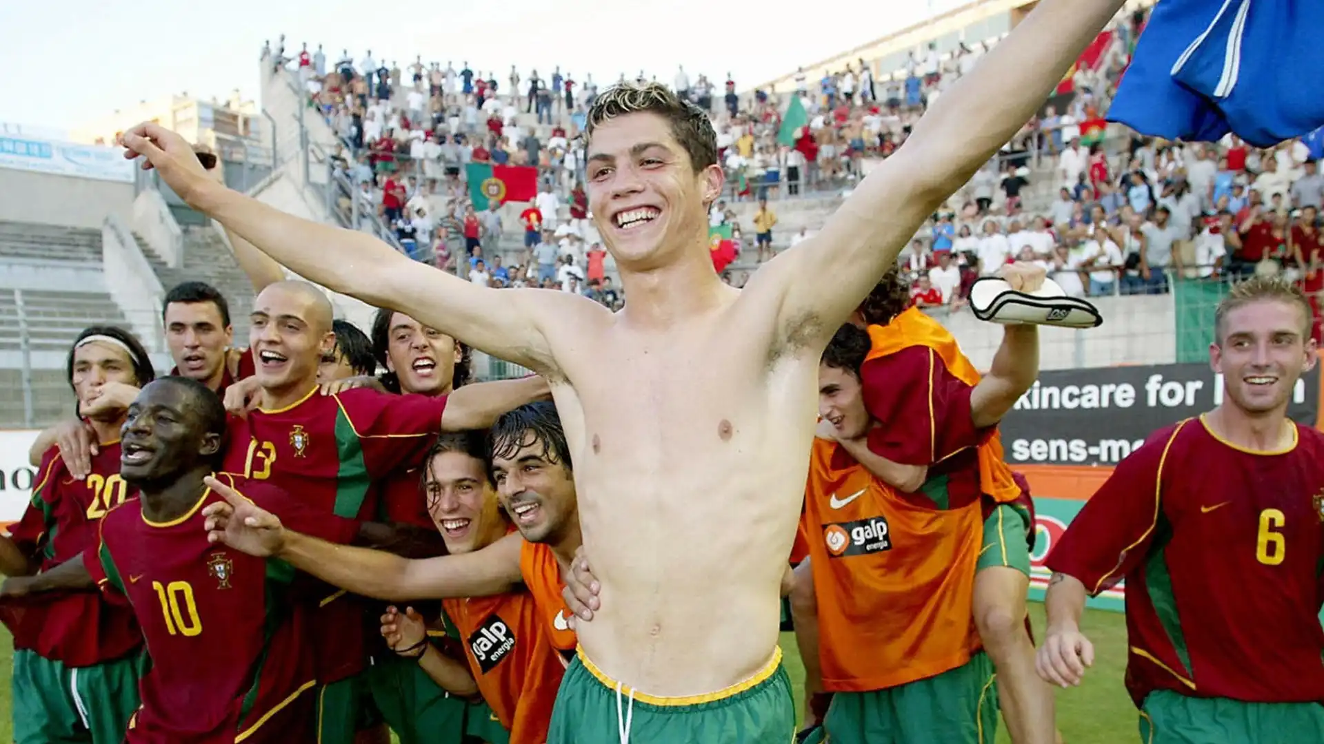 Cristiano Ronaldo nel 2002 con il Portogallo Under 21