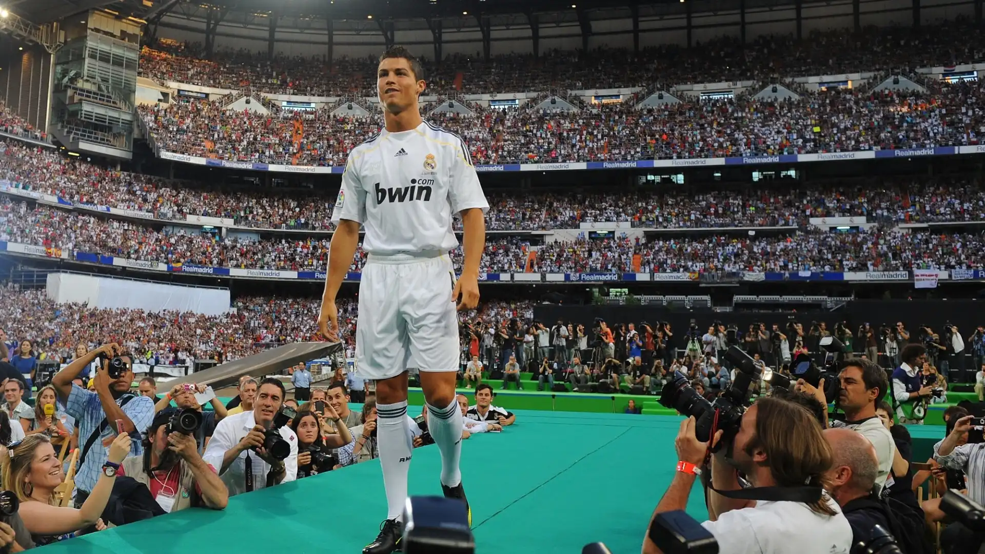 Cristiano Ronaldo nel 2009 con il Real Madrid