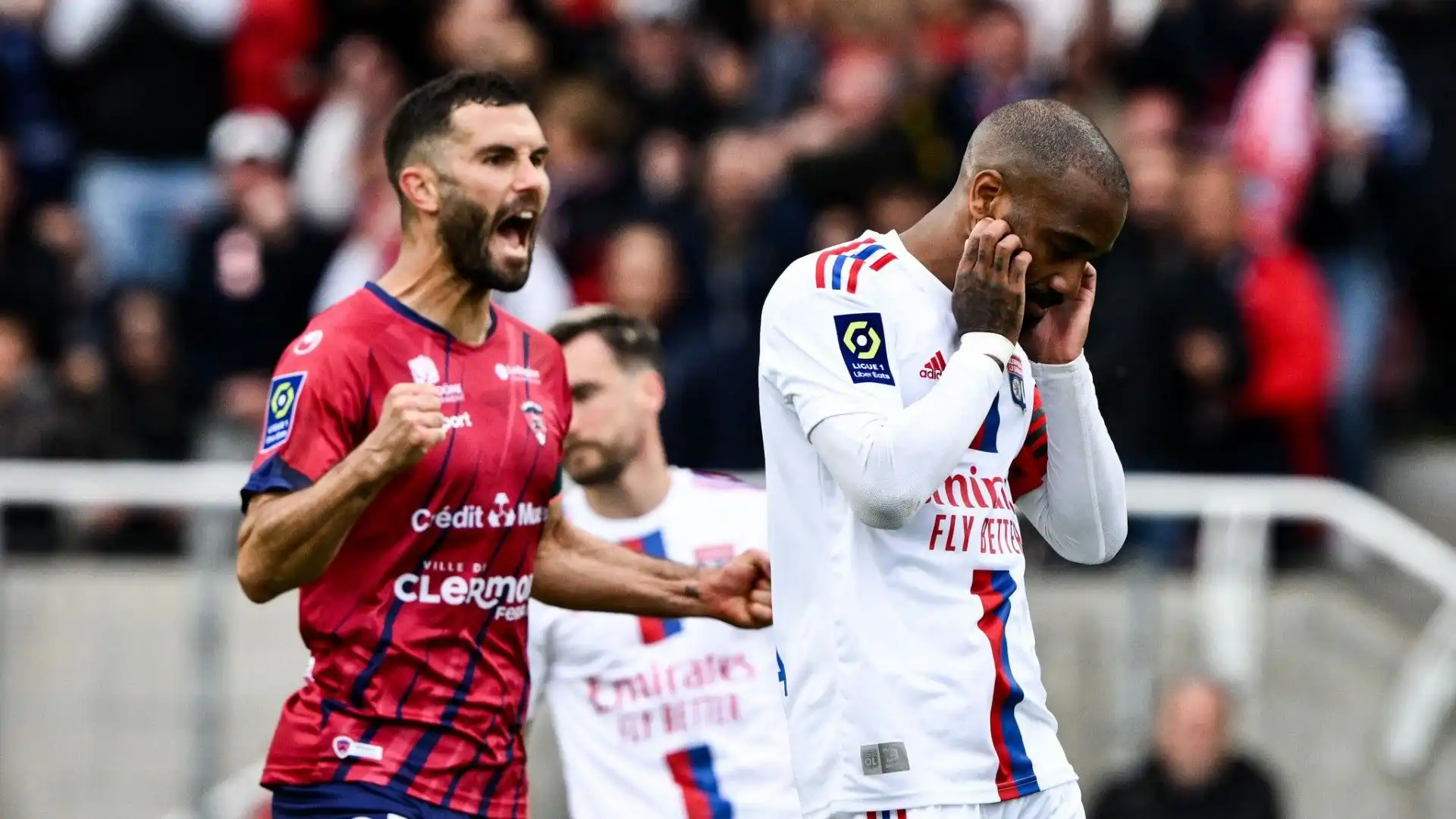 L'attaccante francese dell'Olympique Lione ha sbagliato un calcio di rigore nella partita contro il Clermont