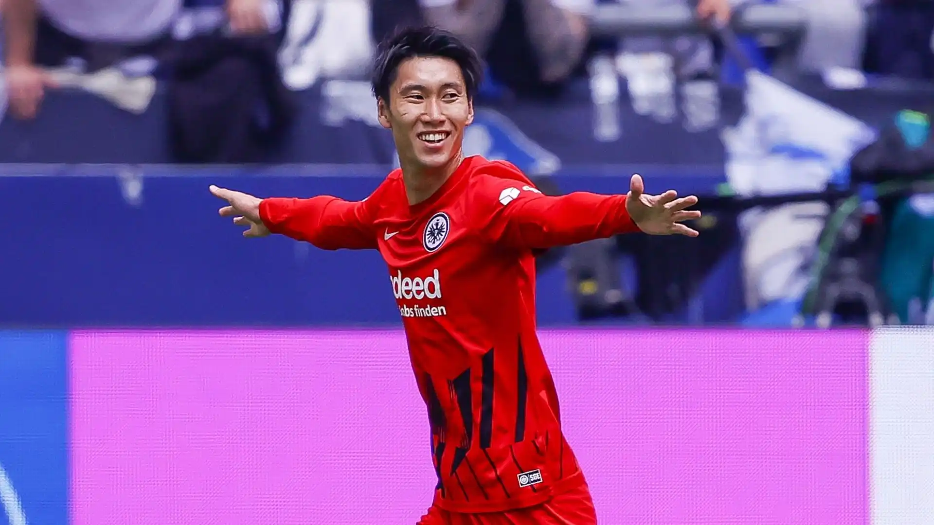 Daichi Kamada (Eintracht Francoforte, Giappone), età 26 anni