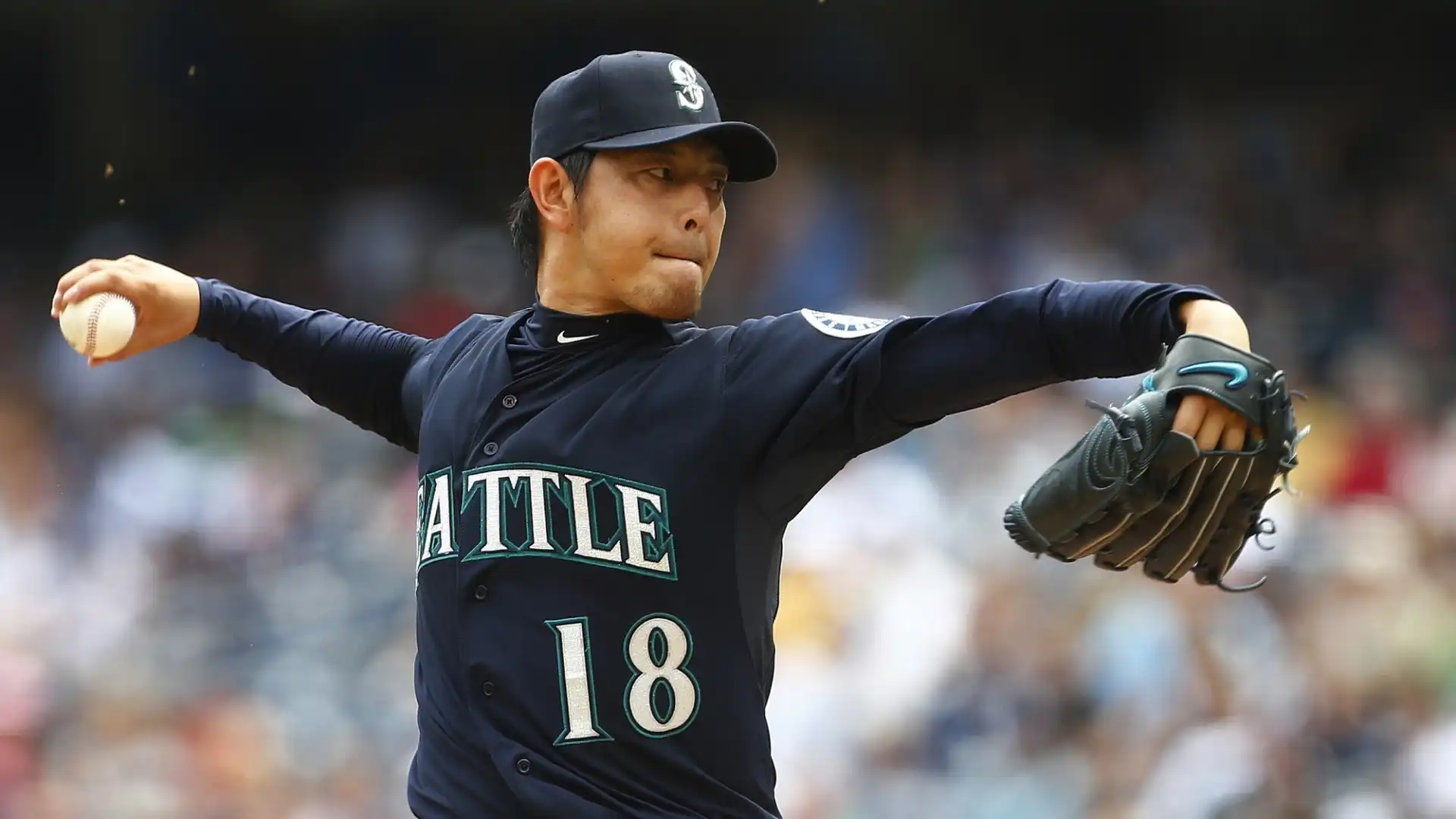 Hisashi Iwakuma (Baseball): patrimonio netto stimato 7 milioni di dollari. MLB All-Star nel 2013