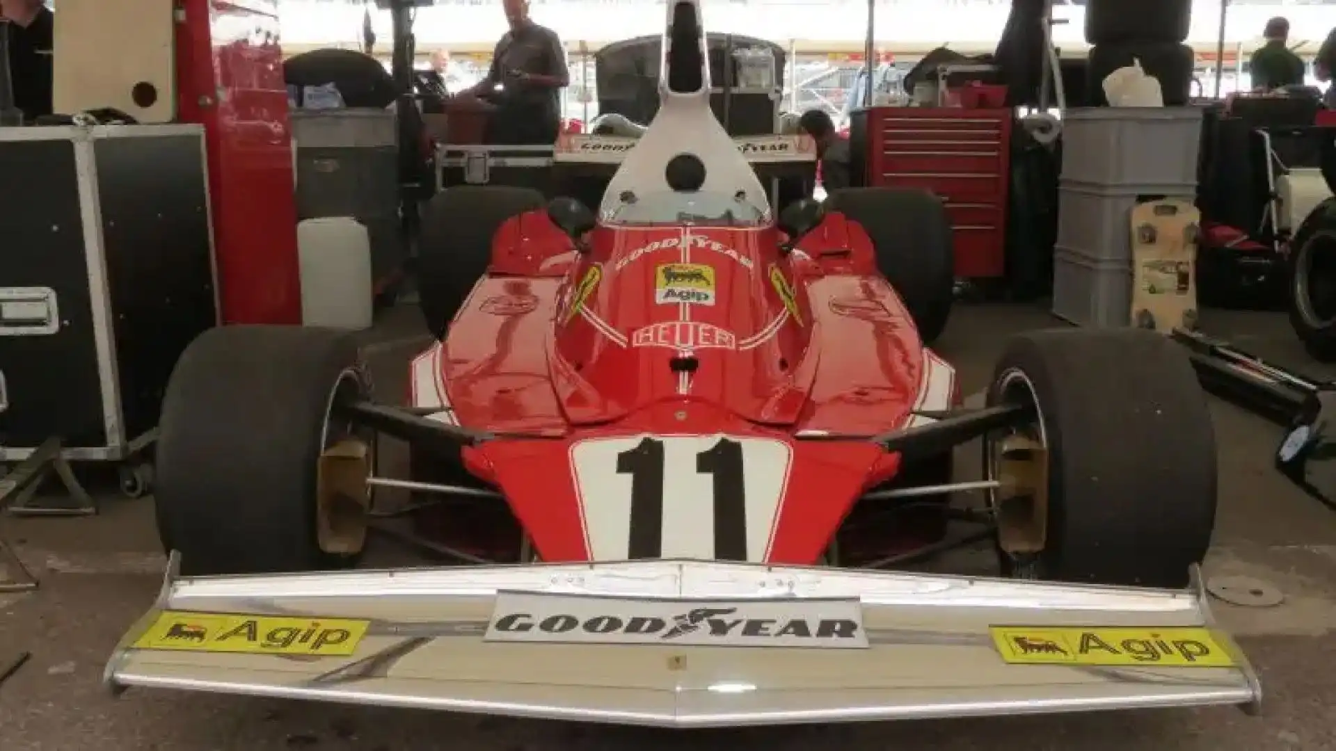 Lauda la spuntò su Prost, suo compagno di squadra, per soltanto mezzo punto