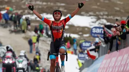 Giro d'Italia, Buitrago vince sulle Tre Cime di Lavaredo. Thomas resta in rosa