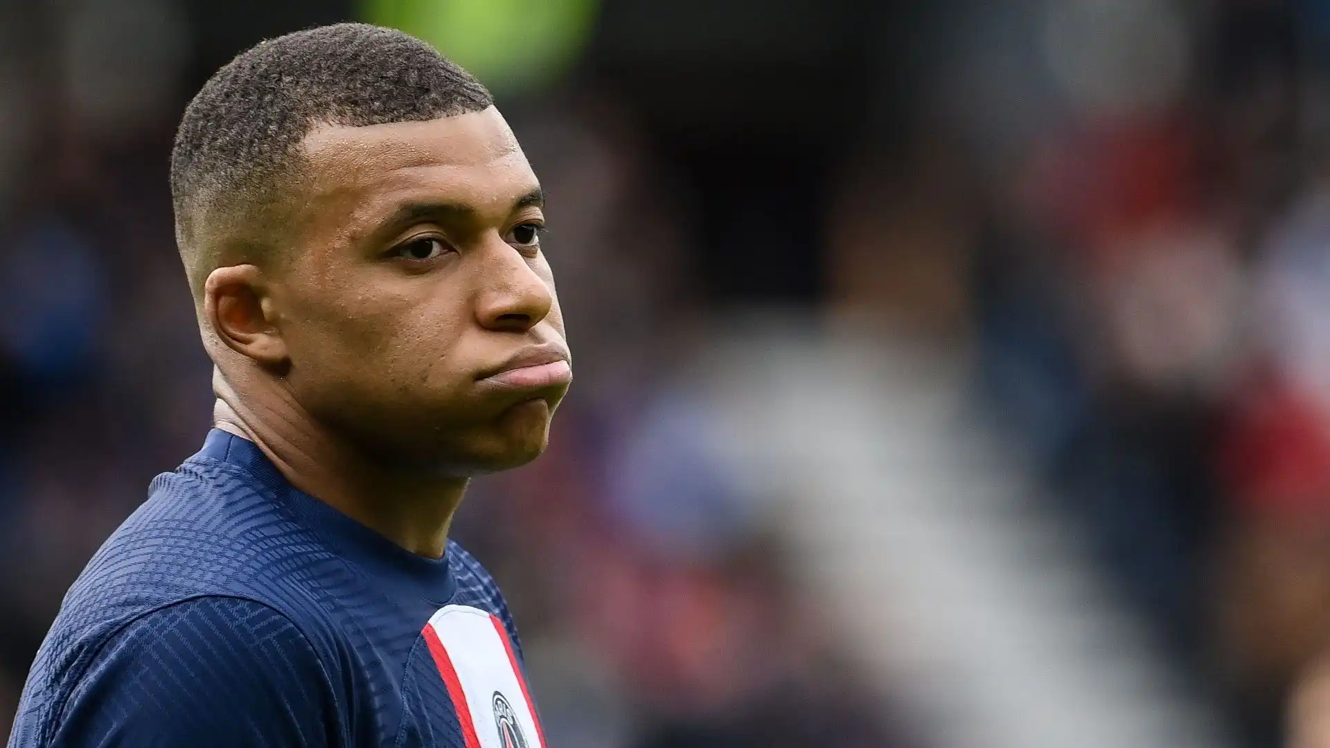 Il PSG ha un enorme problema con Kylian Mbappé: immagini