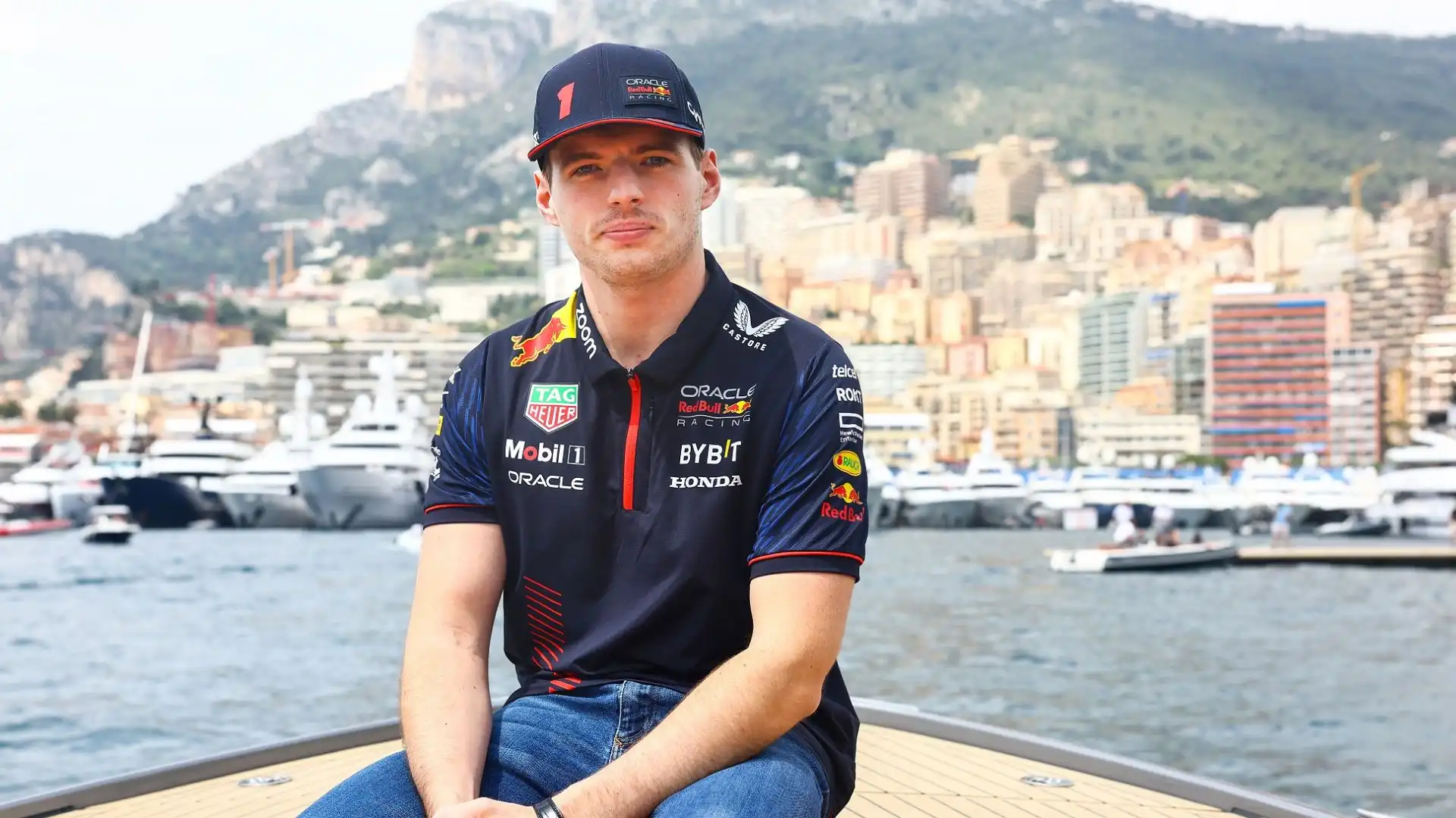 Il pilota della Red Bull ha raggiunto i paddock di Formula 1 via mare