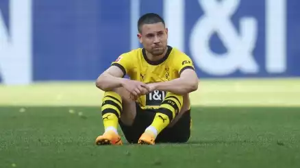 Raphael Guerreiro lascia in lacrime il Borussia Dortmund: 4 opzioni per il futuro, le foto