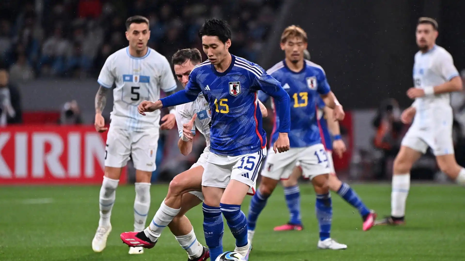 Kamada ha giocato 28 partite con la Nazionale giapponese