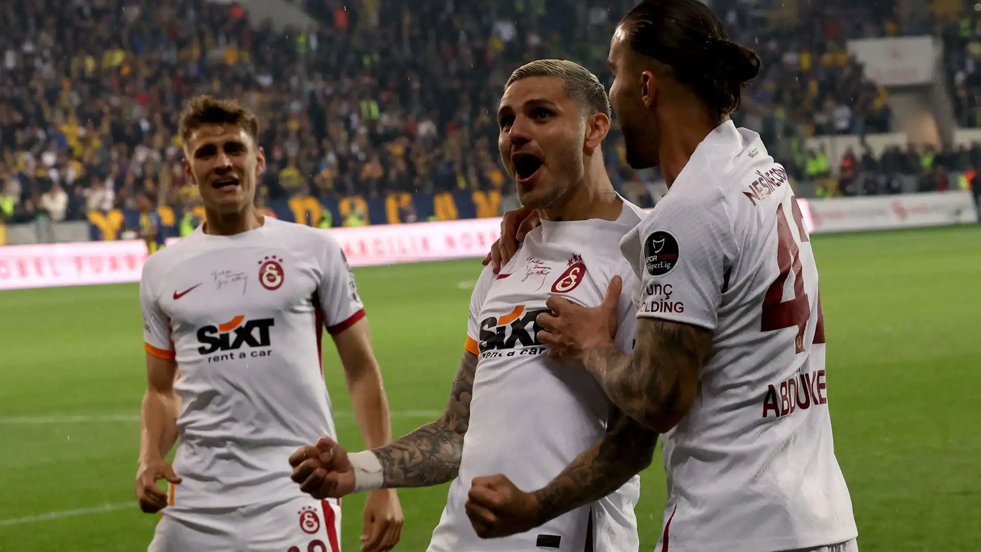 Ankaragucu e Galatasaray sono andate all'intervallo sull'1-2